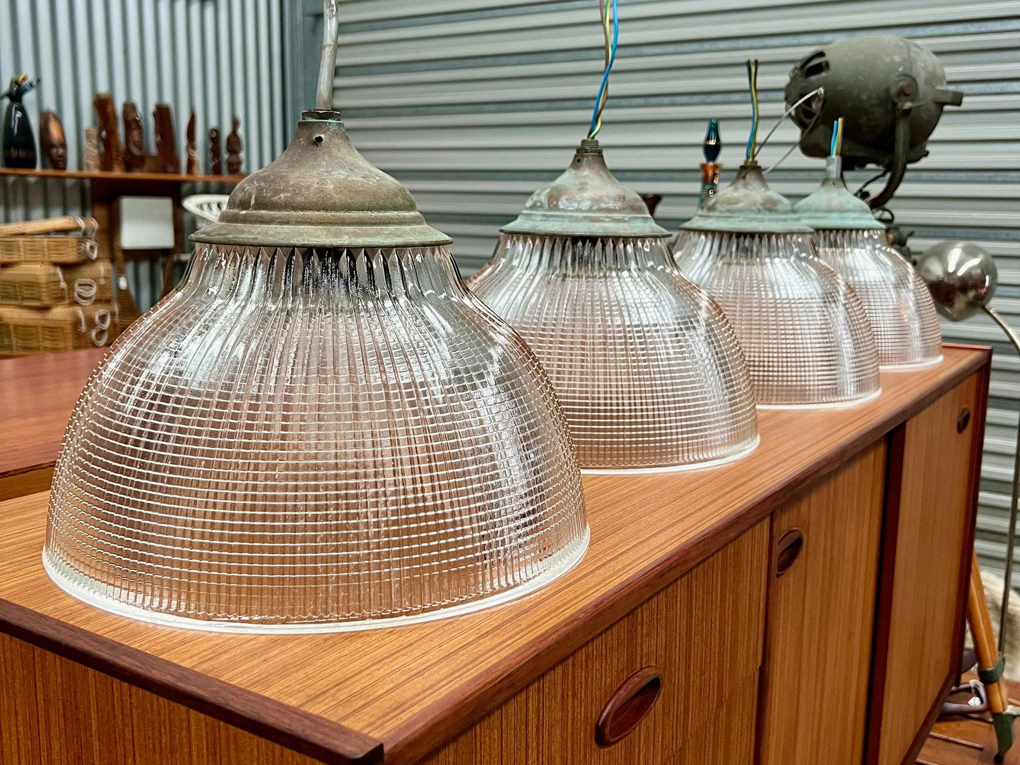 holophane-glass-pendant-lights-1.jpg