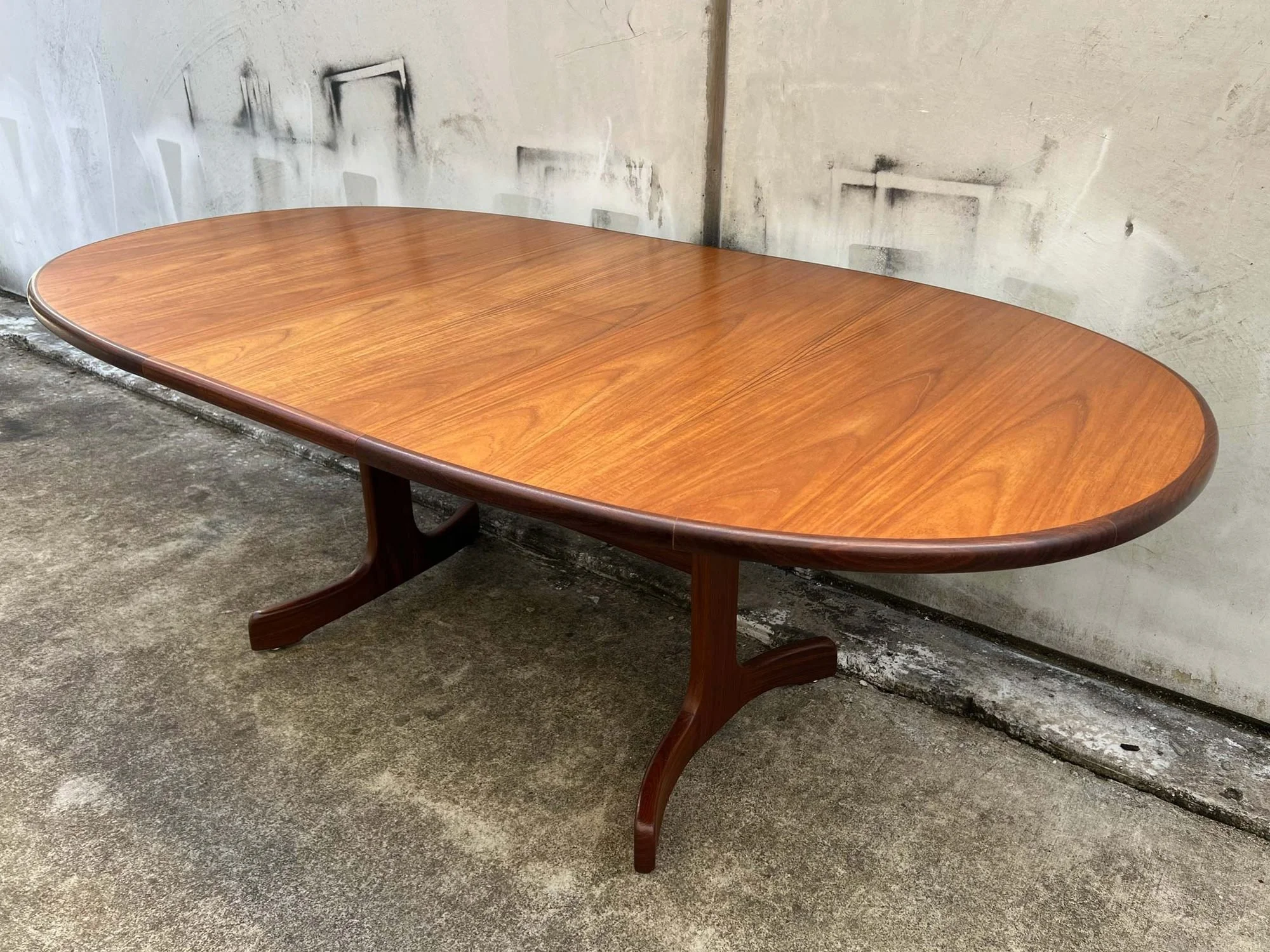 restored-mid-century-g-plan-oval-teak-extension-dining-table-8.jpg