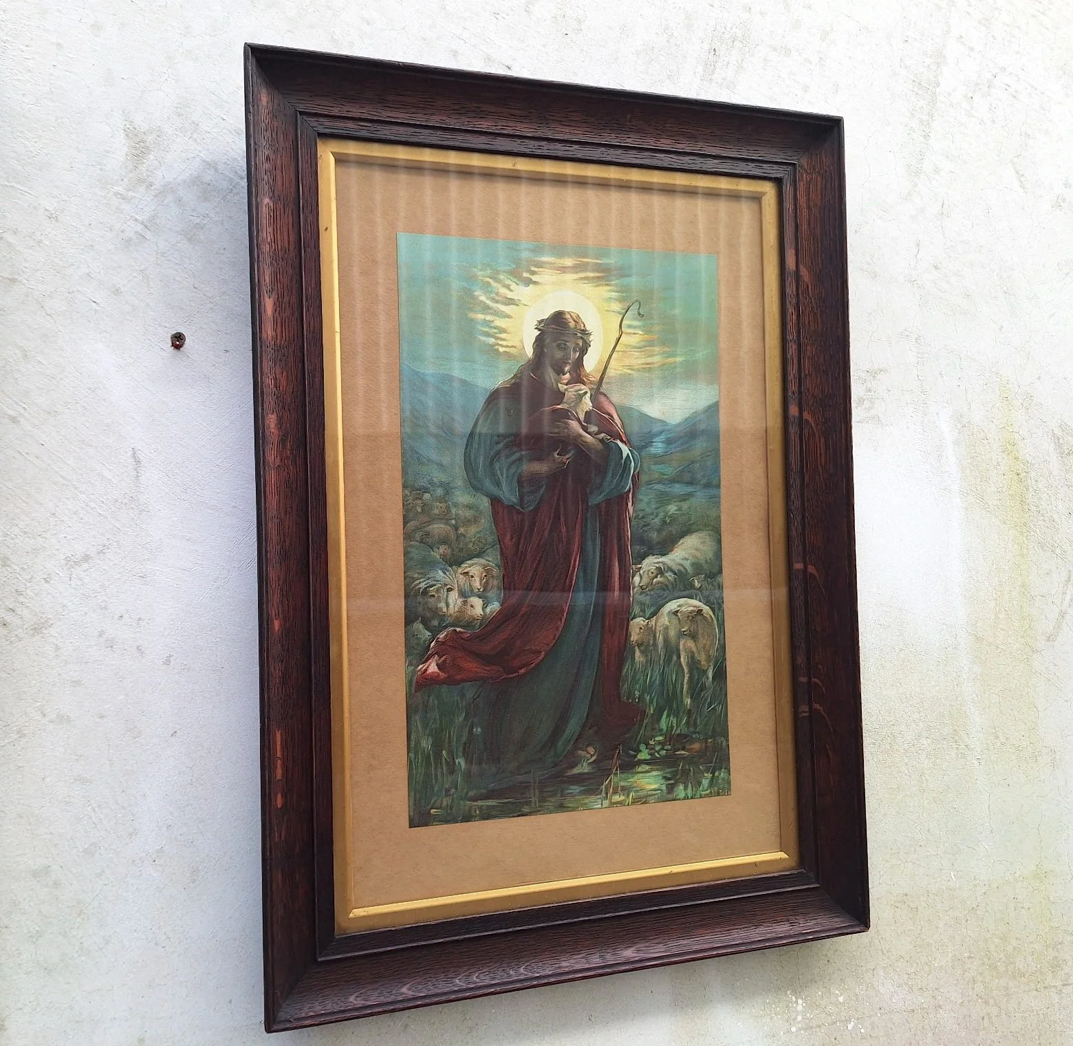 Side view of the framed vintage Good Shepherd Jesus print