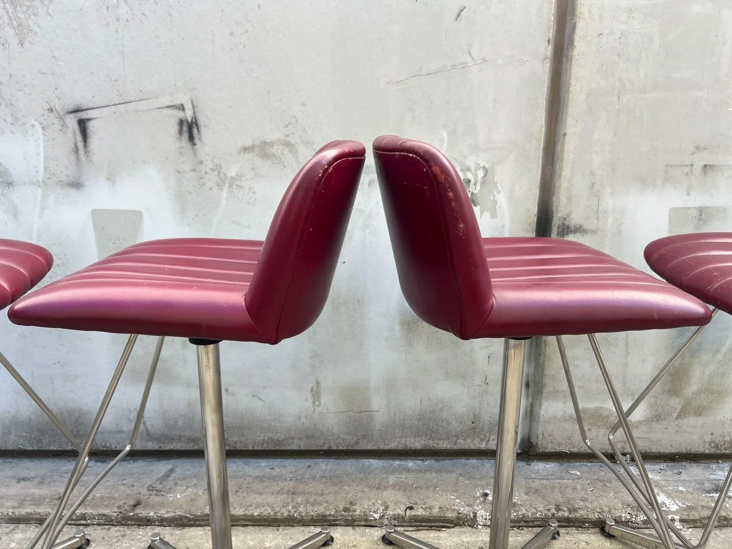 Set of 4 Original Mid-Century Swivel Bar Stools