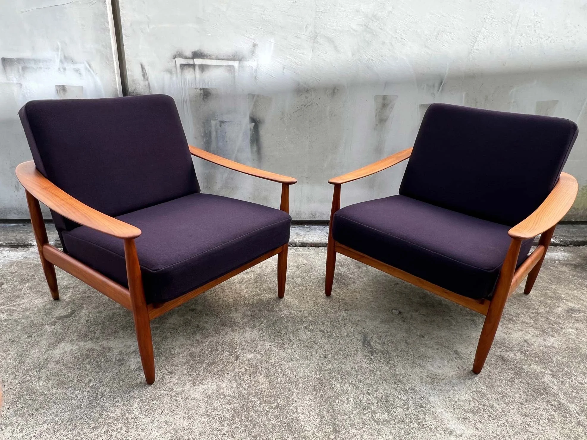 pair-of-1960s-carl-straub-armchairs-for-goldfeder-1.jpg