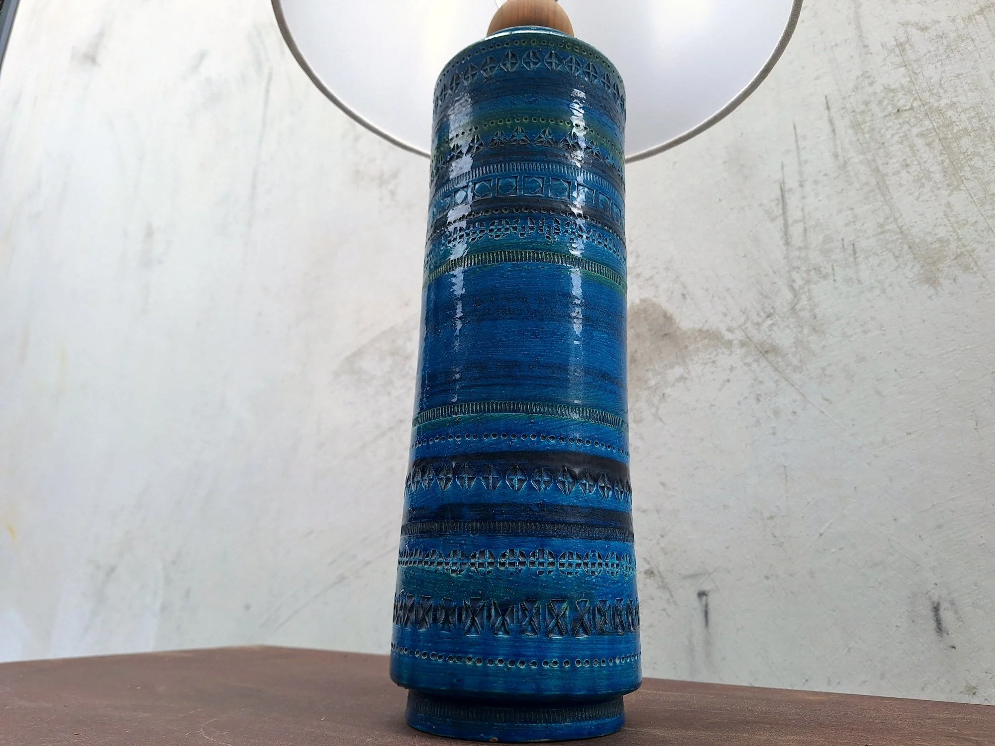 bitossi ceramic lamp cylindrical base angle