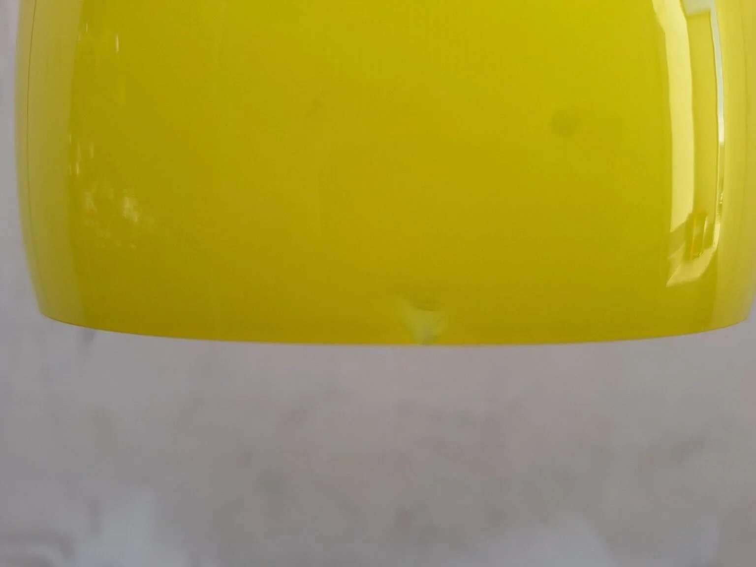 05-vintage-yellow-pendant-shade-lower-rim-chip.jpg