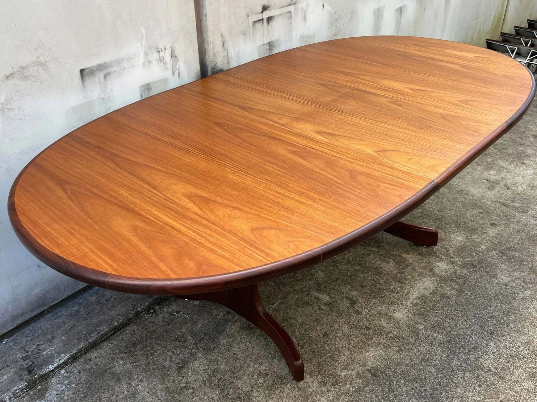 restored-mid-century-g-plan-oval-teak-extension-dining-table-7.jpg