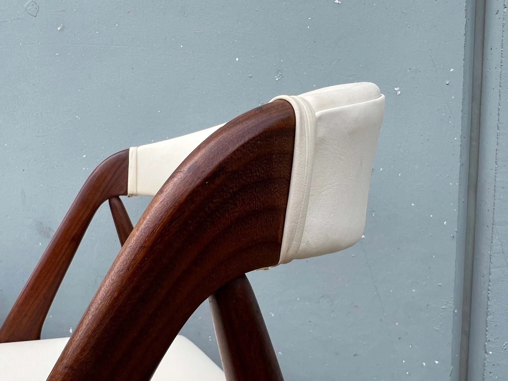 1960s-kai-kristiansen-model-31-rosewood-dining-chairs-6.jpg