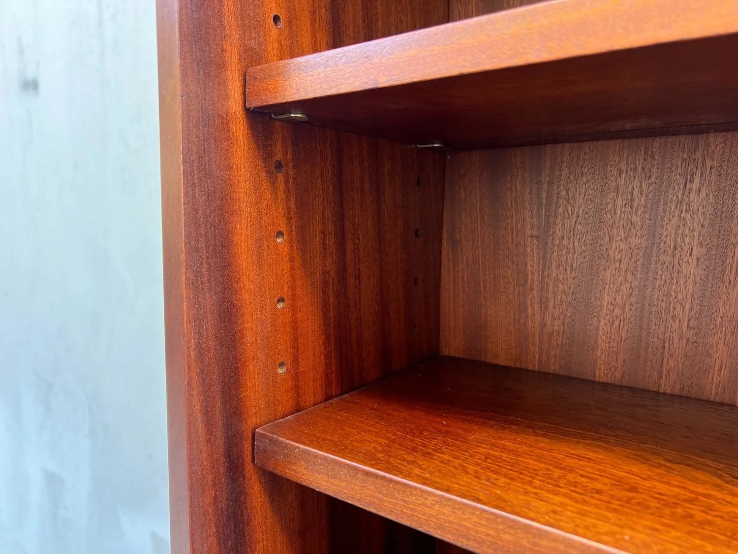 Original Mid-Century Display Hutch