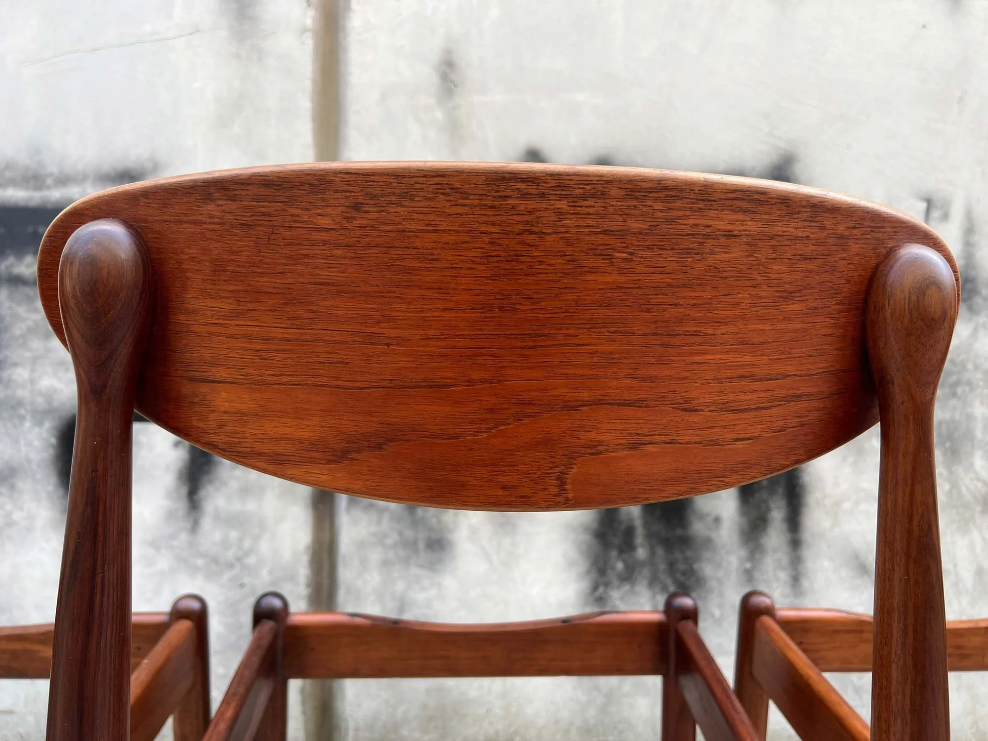 set-of-six-1960s-parker-spade-back-matchstick-107-dining-chair-frames-6.jpg