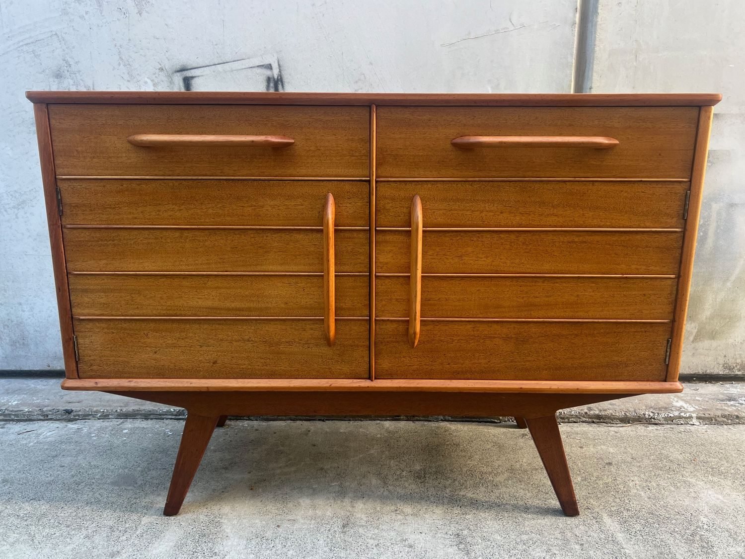 mid-century-e-gomme-g-plan-oak-sideboard-1.jpg