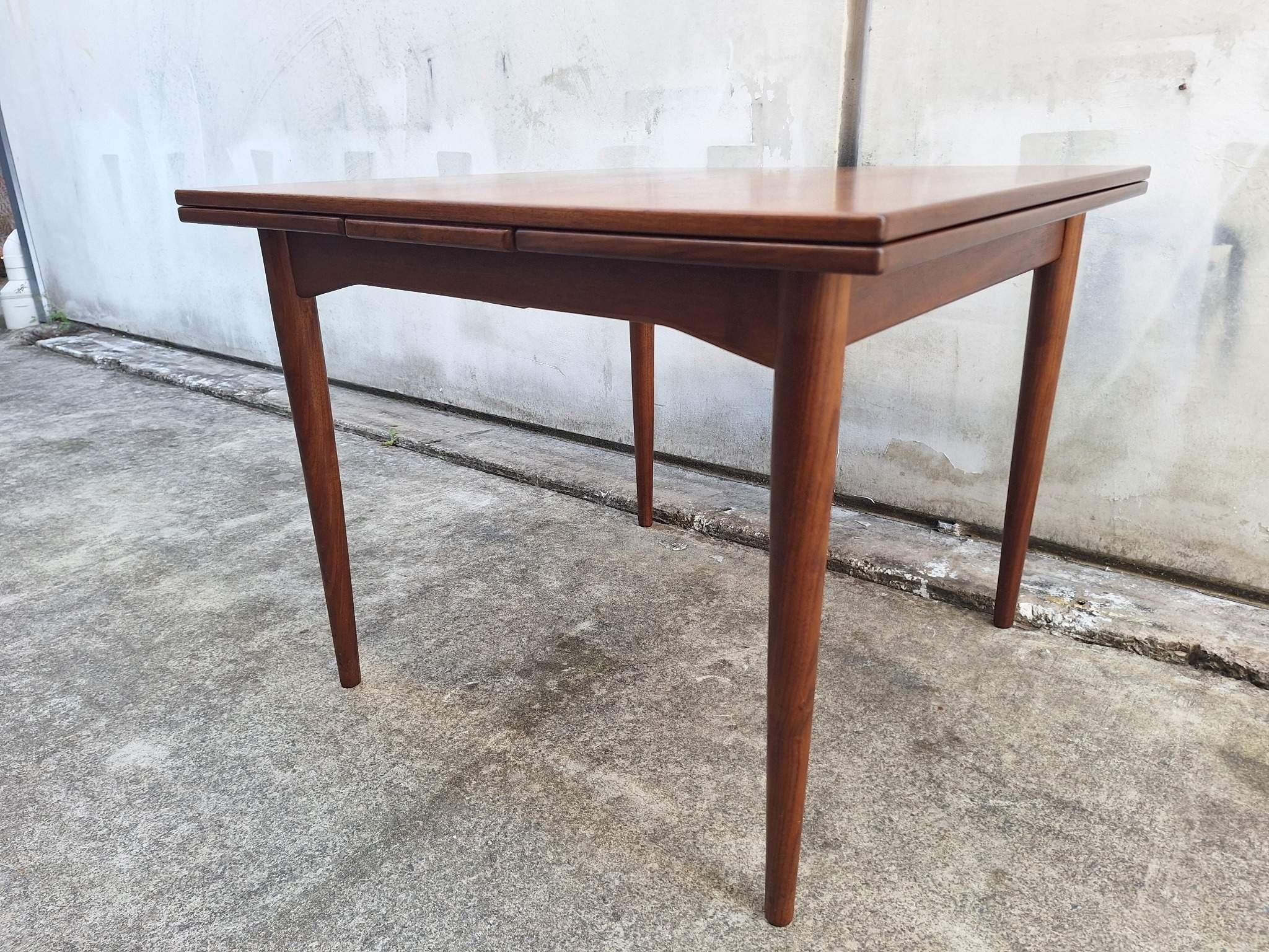 mid-century teak extension dining table 07.jpg