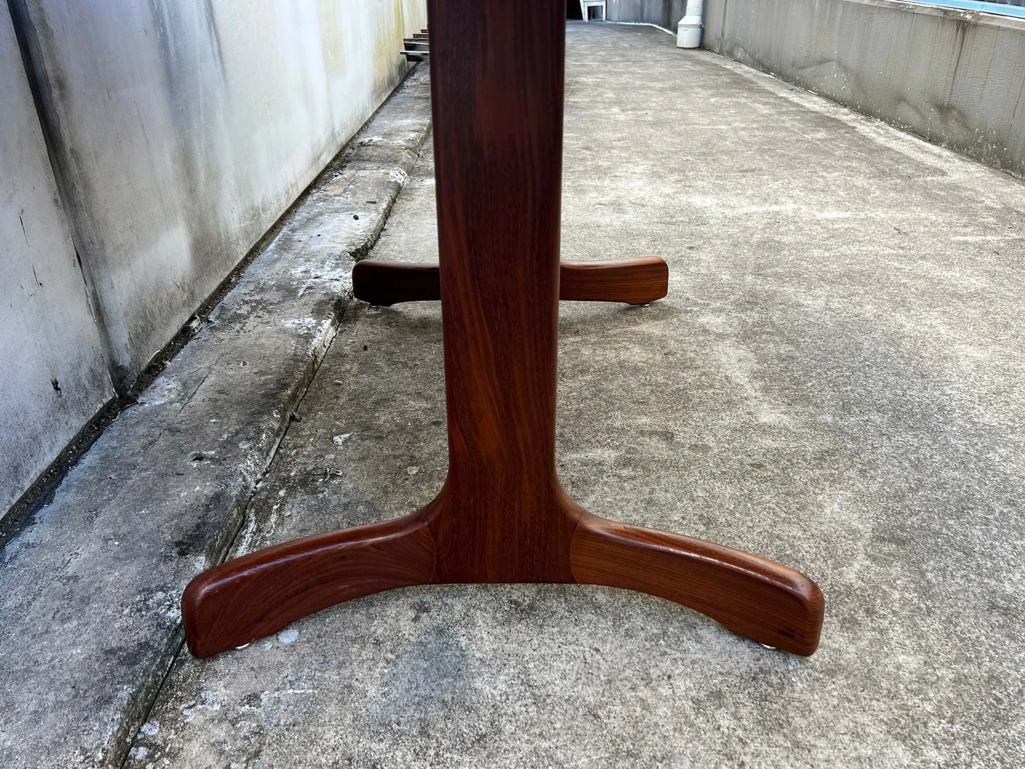 restored-mid-century-g-plan-oval-teak-extension-dining-table-10.jpg