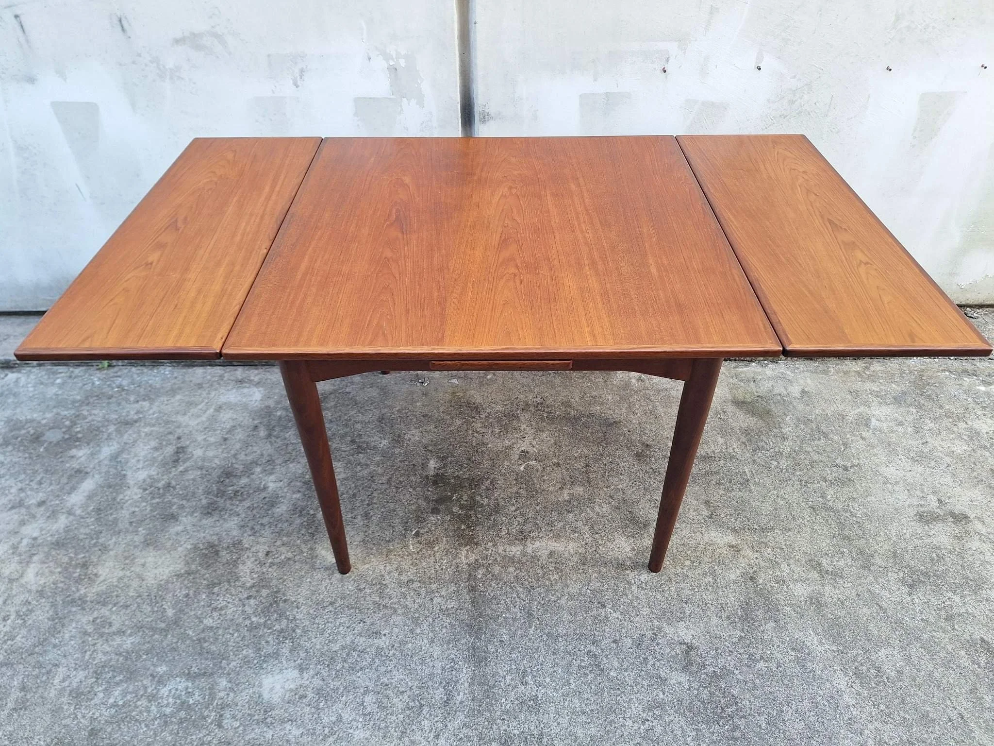 mid-century teak extension dining table 02.jpg