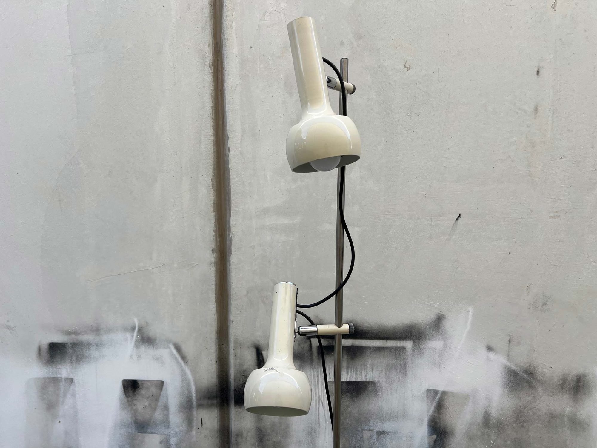 vintage-oslo-double-shade-floor-lamp-2.jpg
