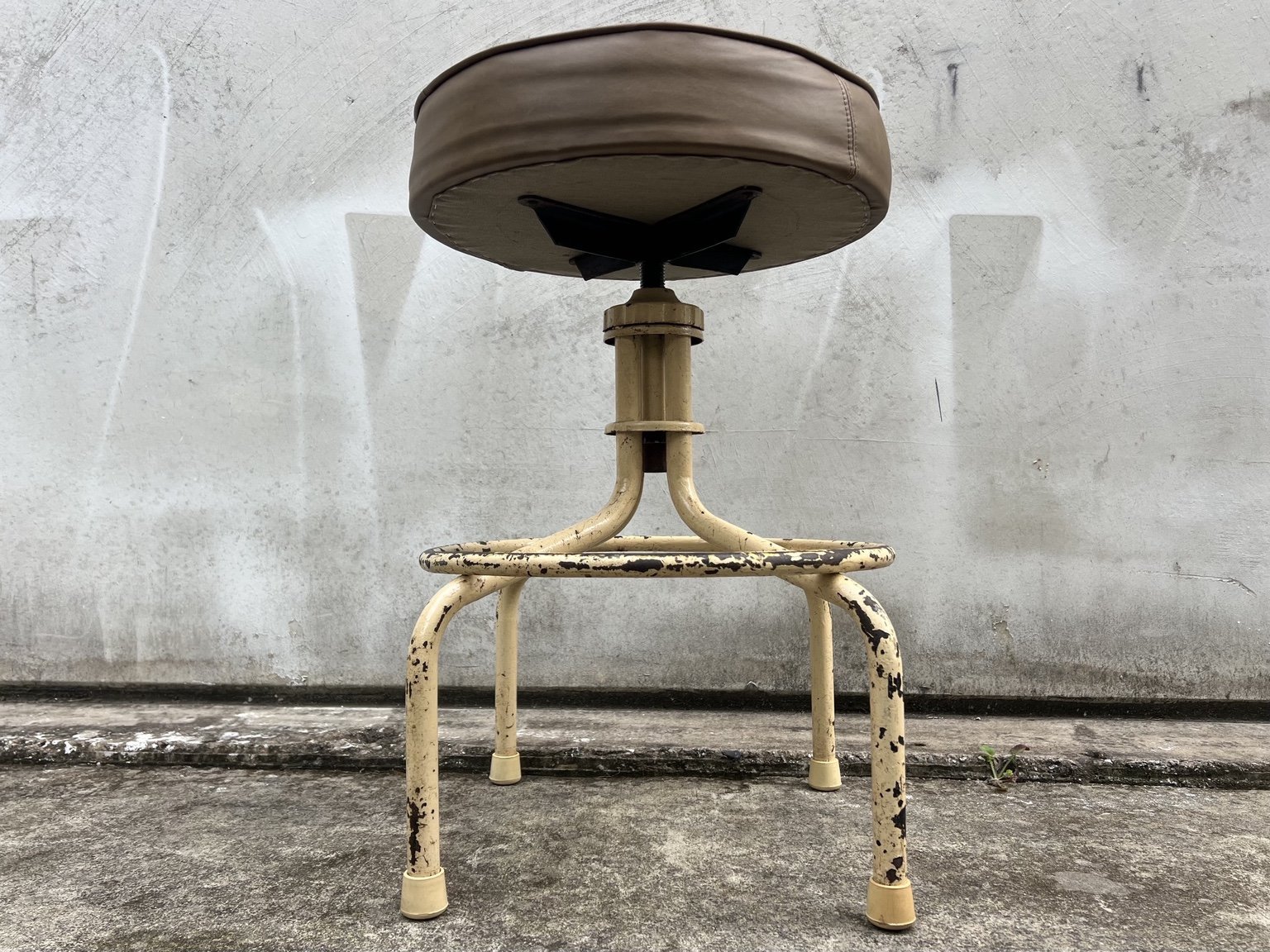 vintage industrial adjustable stool 4