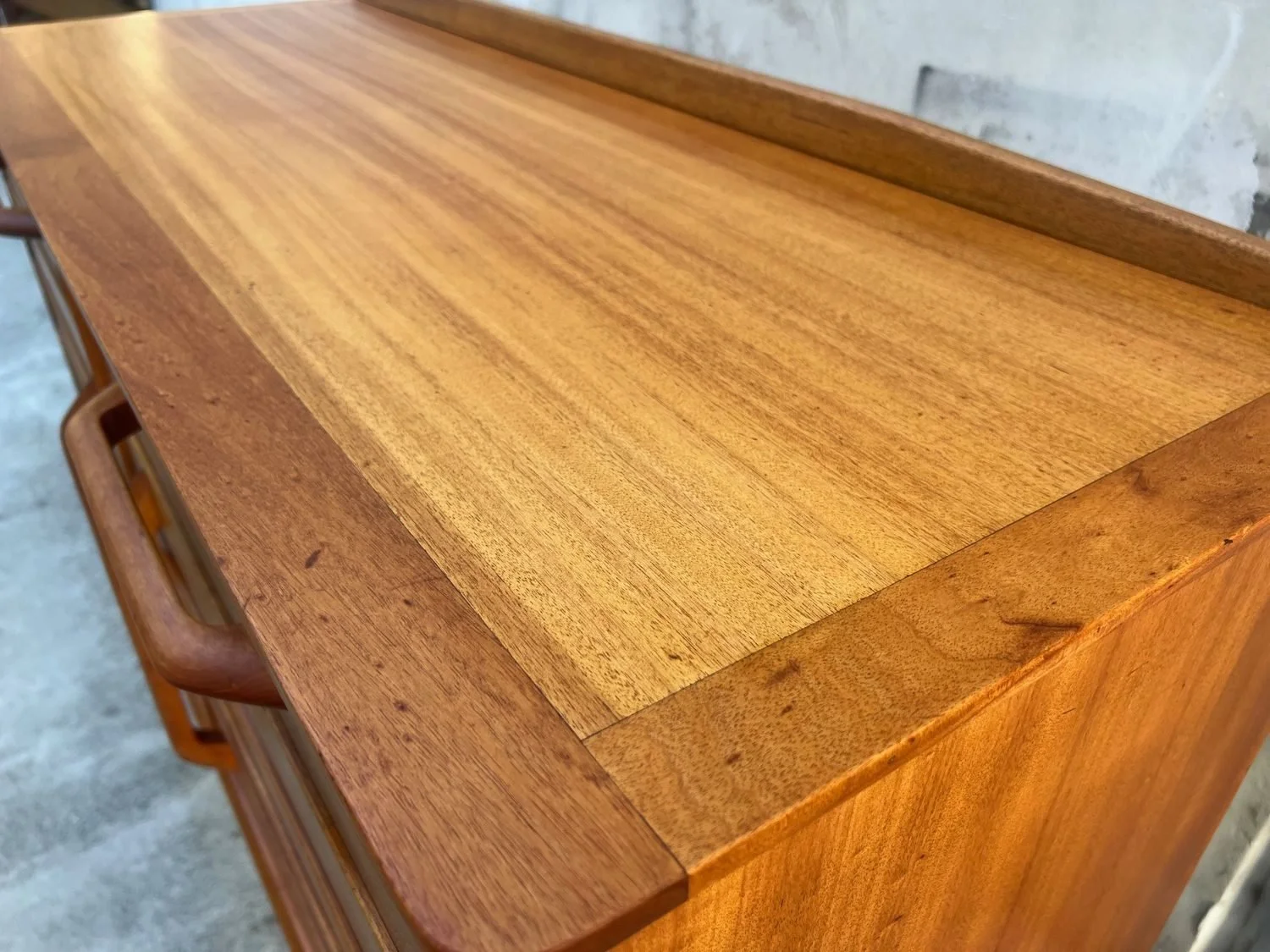 mid-century-e-gomme-g-plan-oak-sideboard-11.jpg