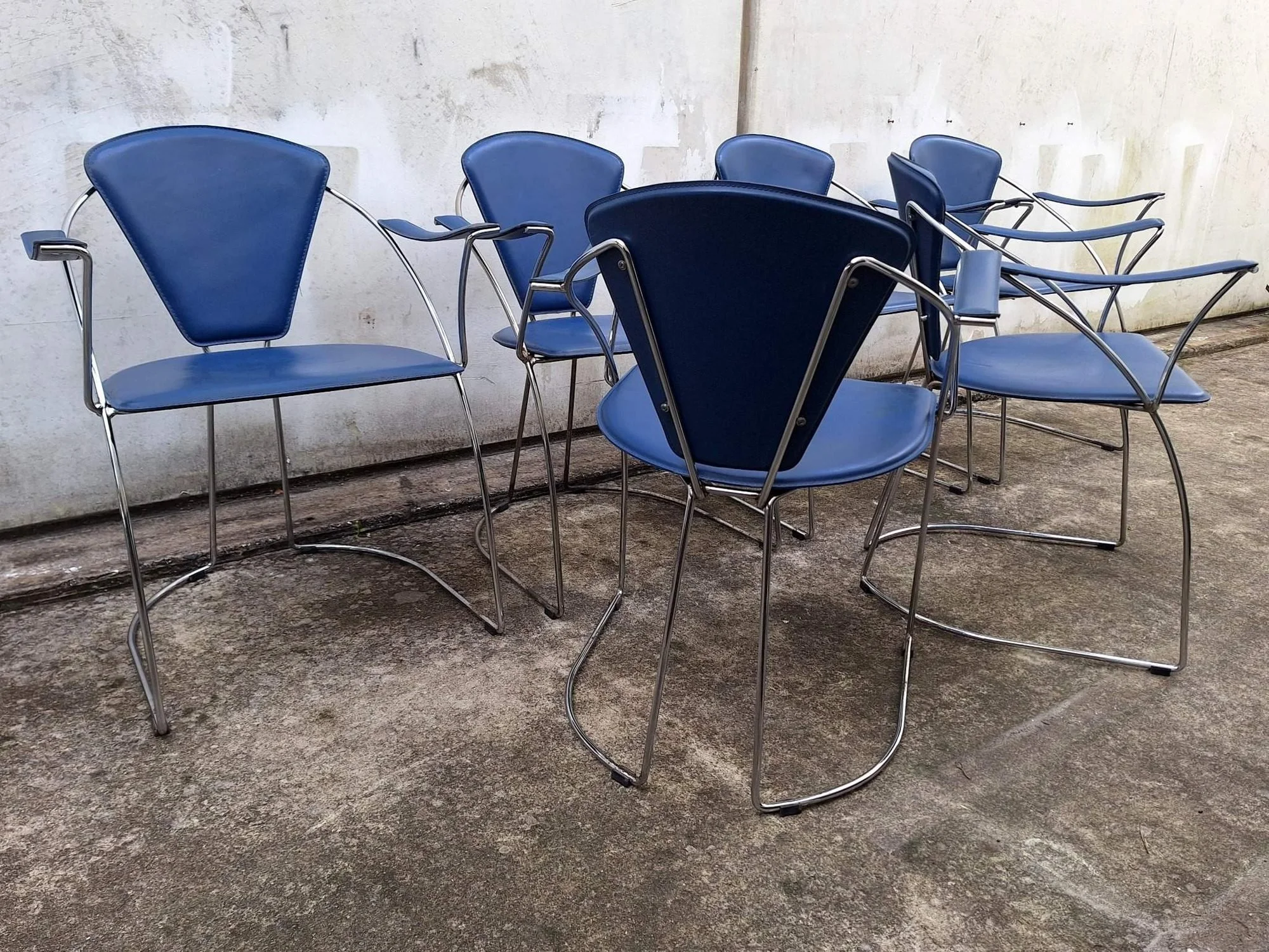 set-of-six-postmodern-chrome-dining-chairs-in-cobalt-blue-5.jpg