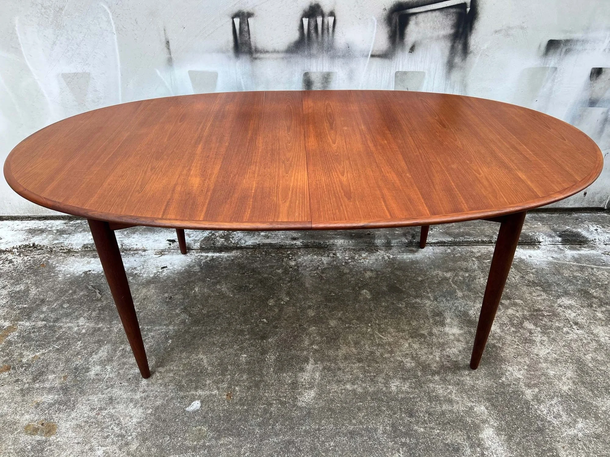 restored-parker-nordic-oval-extension-dining-table-seats-10-to-12-2.jpg