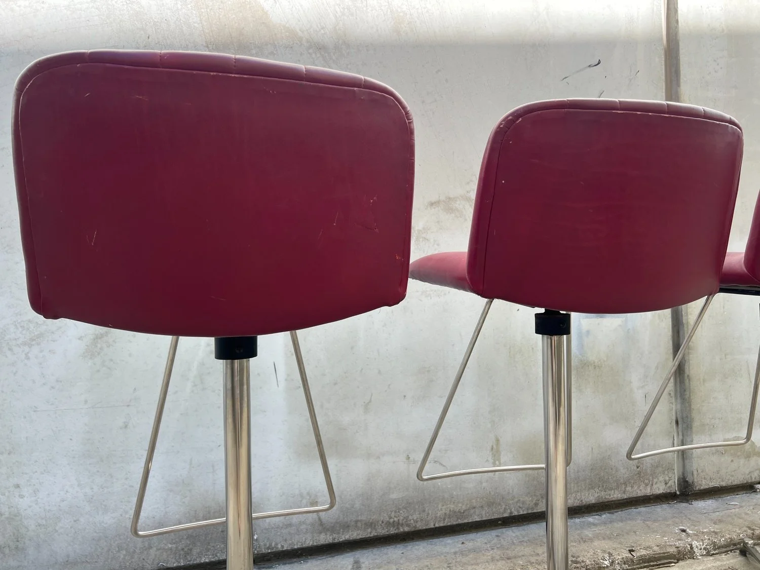 Set of 4 Original Mid-Century Swivel Bar Stools