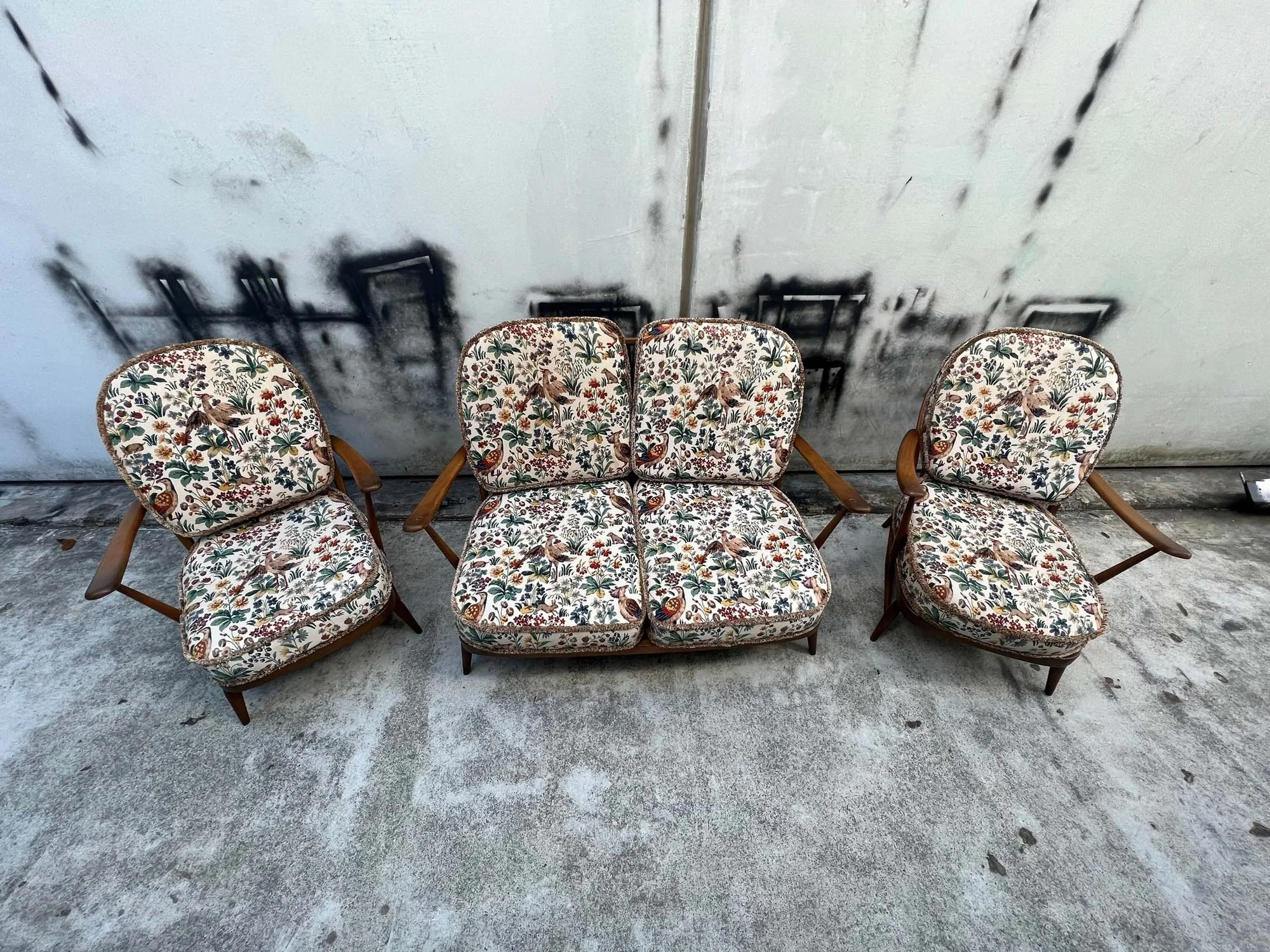 original-vintage-ercol-lounge-suite-1.jpg