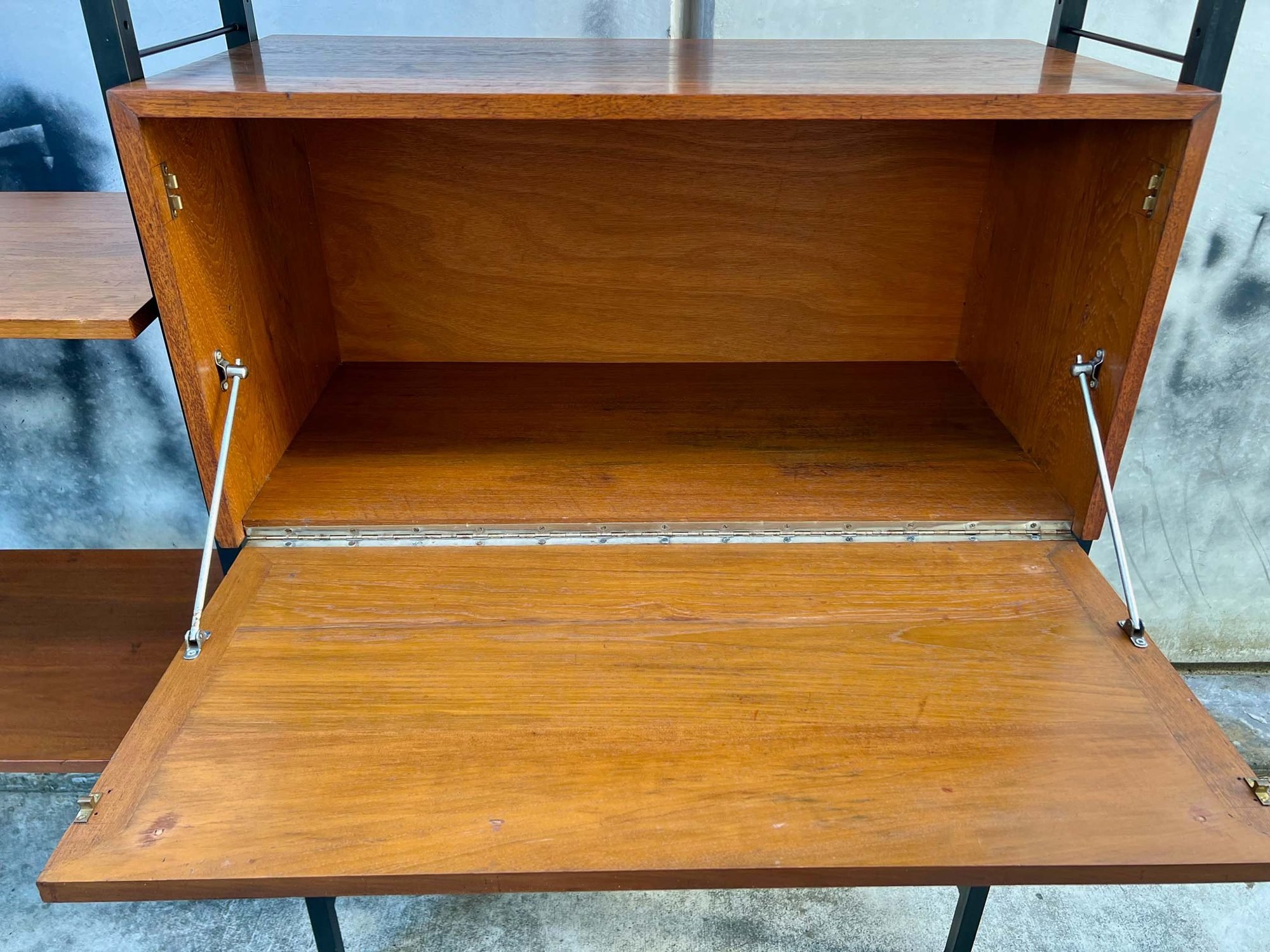 restored-mid-century-teak-triple-bay-shelving-unit-11.jpg
