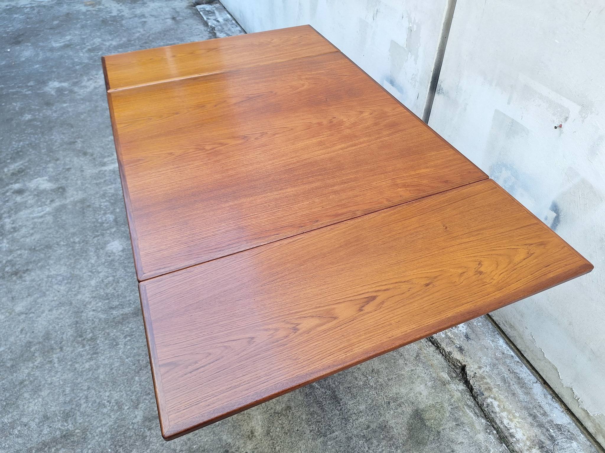 mid-century teak extension dining table 06.jpg