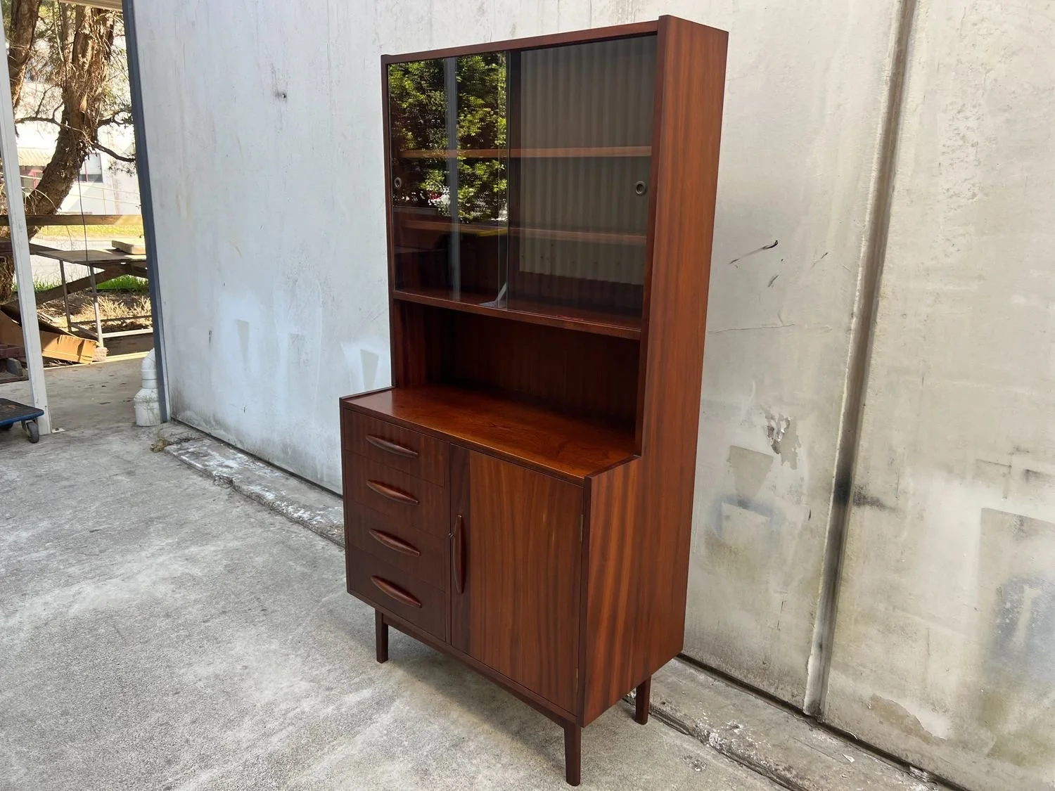 Original Mid-Century Display Hutch