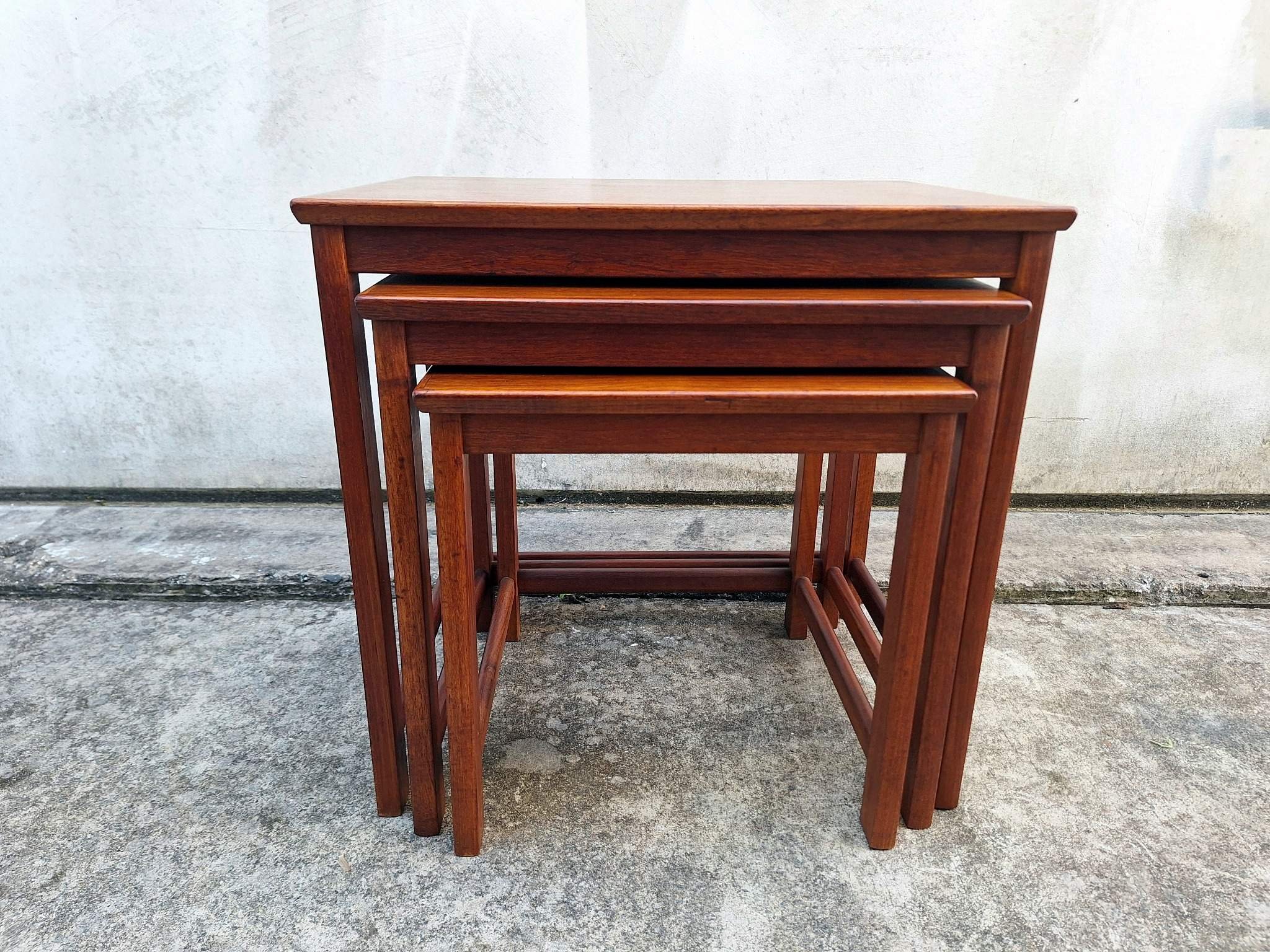 teak nesting tables set side
