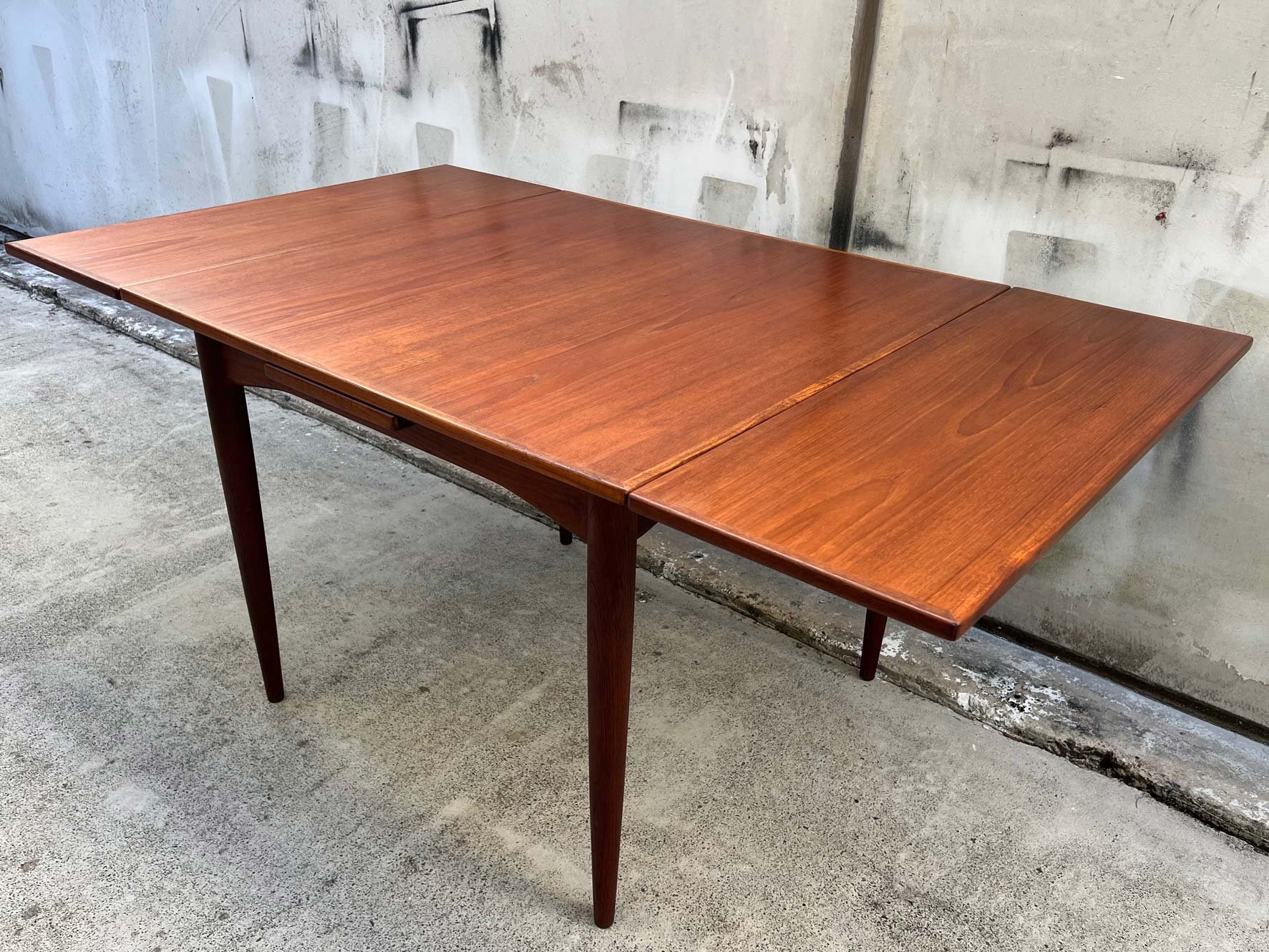 Mid-Century Modern Square Extendable Parker Dining Table