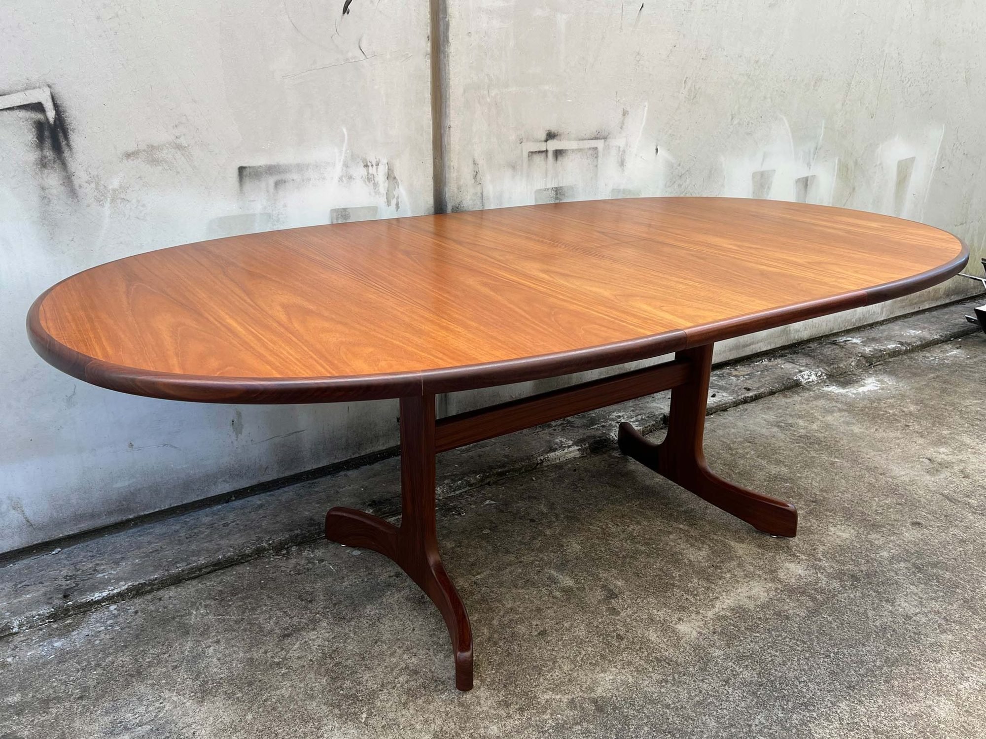 restored-mid-century-g-plan-oval-teak-extension-dining-table-9.jpg