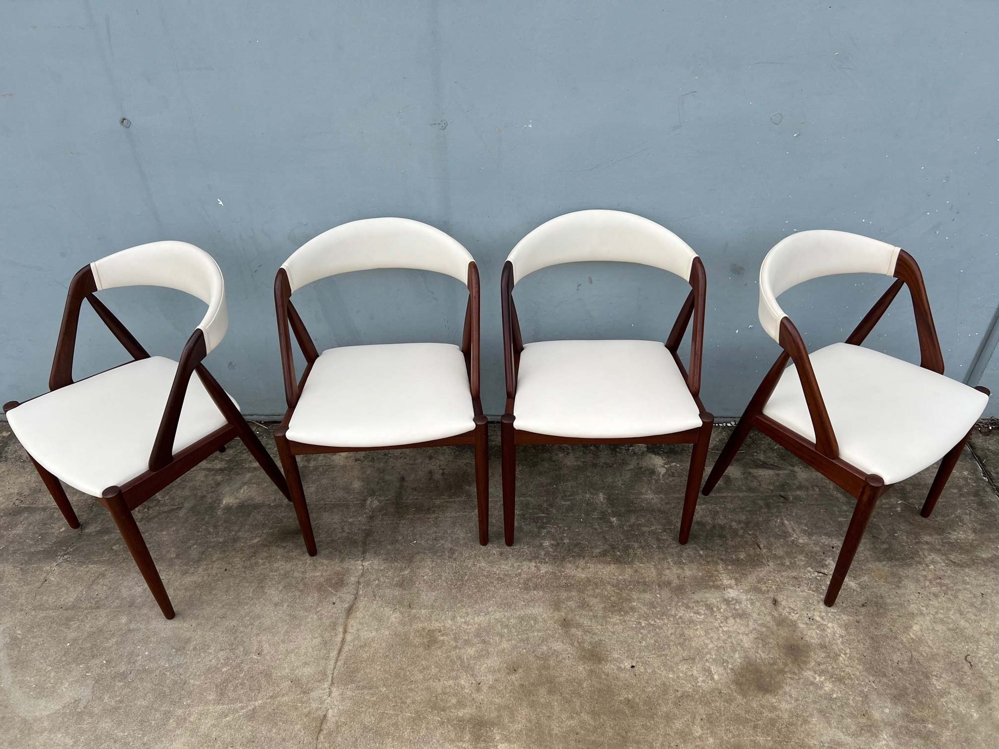 1960s-kai-kristiansen-model-31-rosewood-dining-chairs-2.jpg