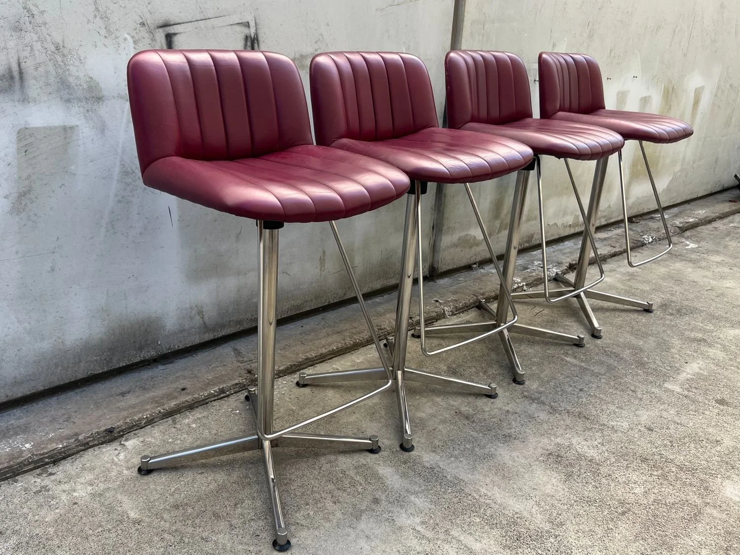 Set of 4 Original Mid-Century Swivel Bar Stools