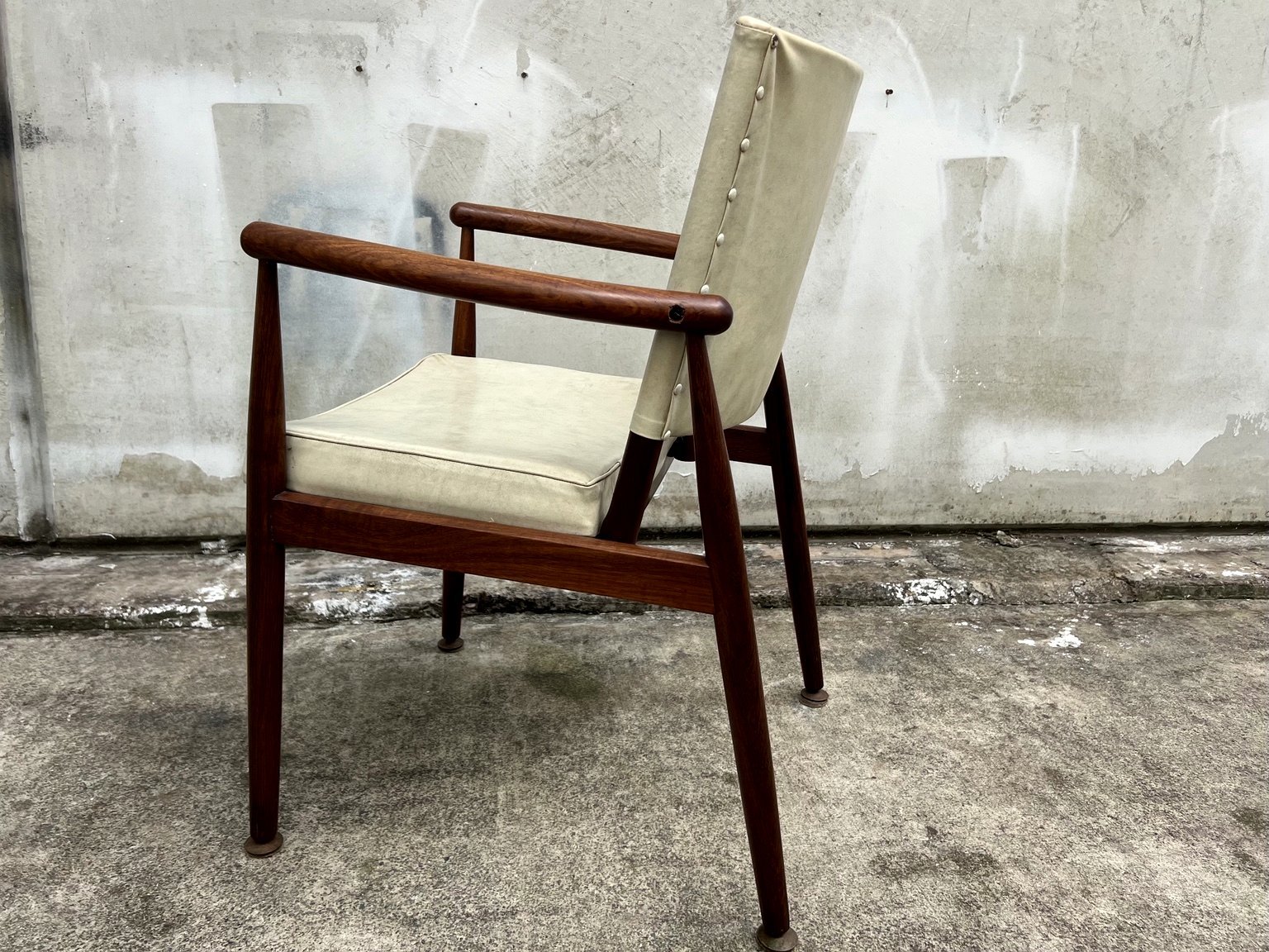 kush interiors danish quality furniture armchair set 05