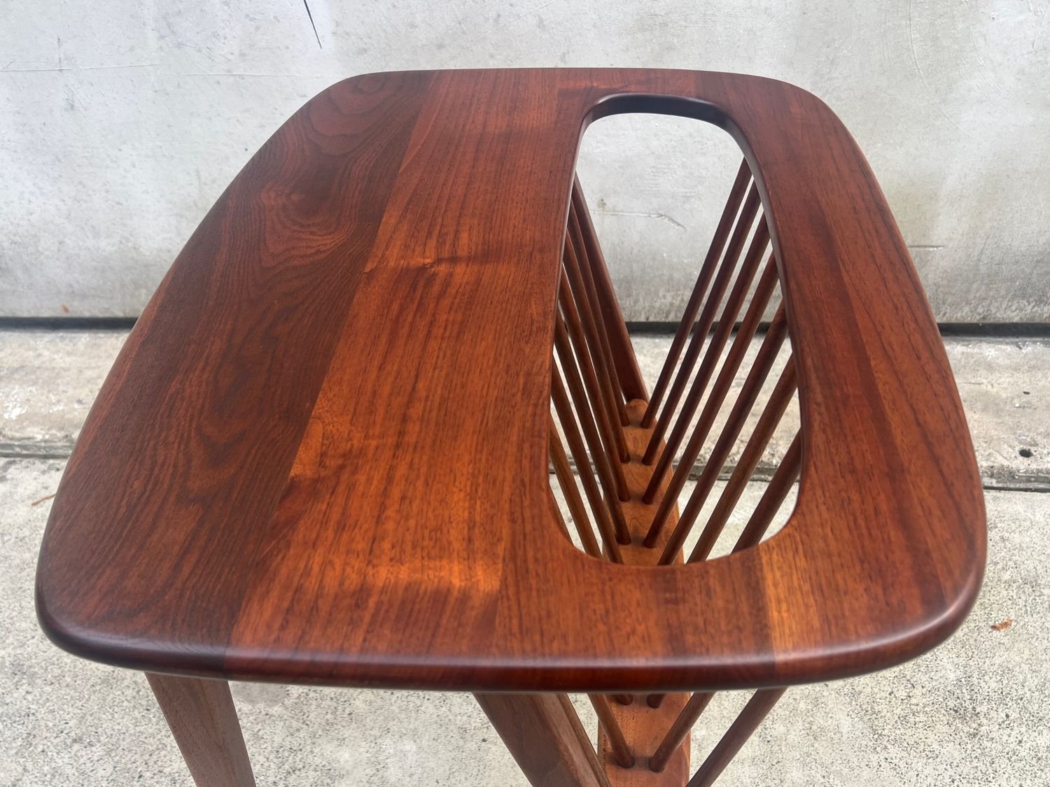 Mid-Century Modern Arthur Umanoff Spindle Side Table w/ Magazine Shelf