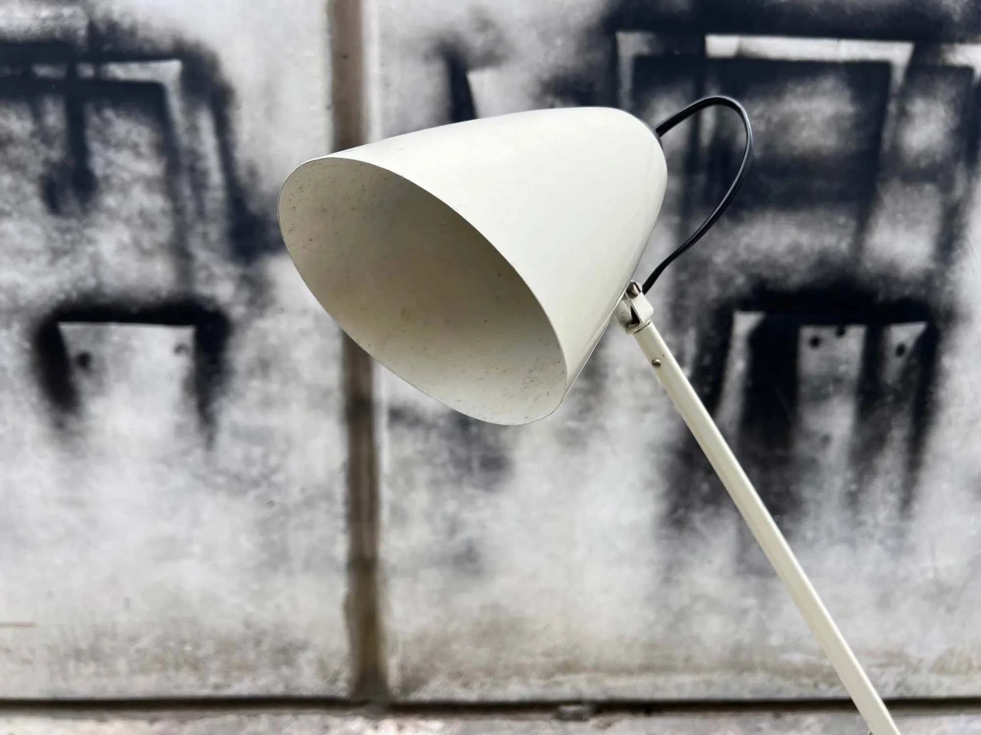 original-mid-century-planet-studio-k-desk-lamps-7.jpg