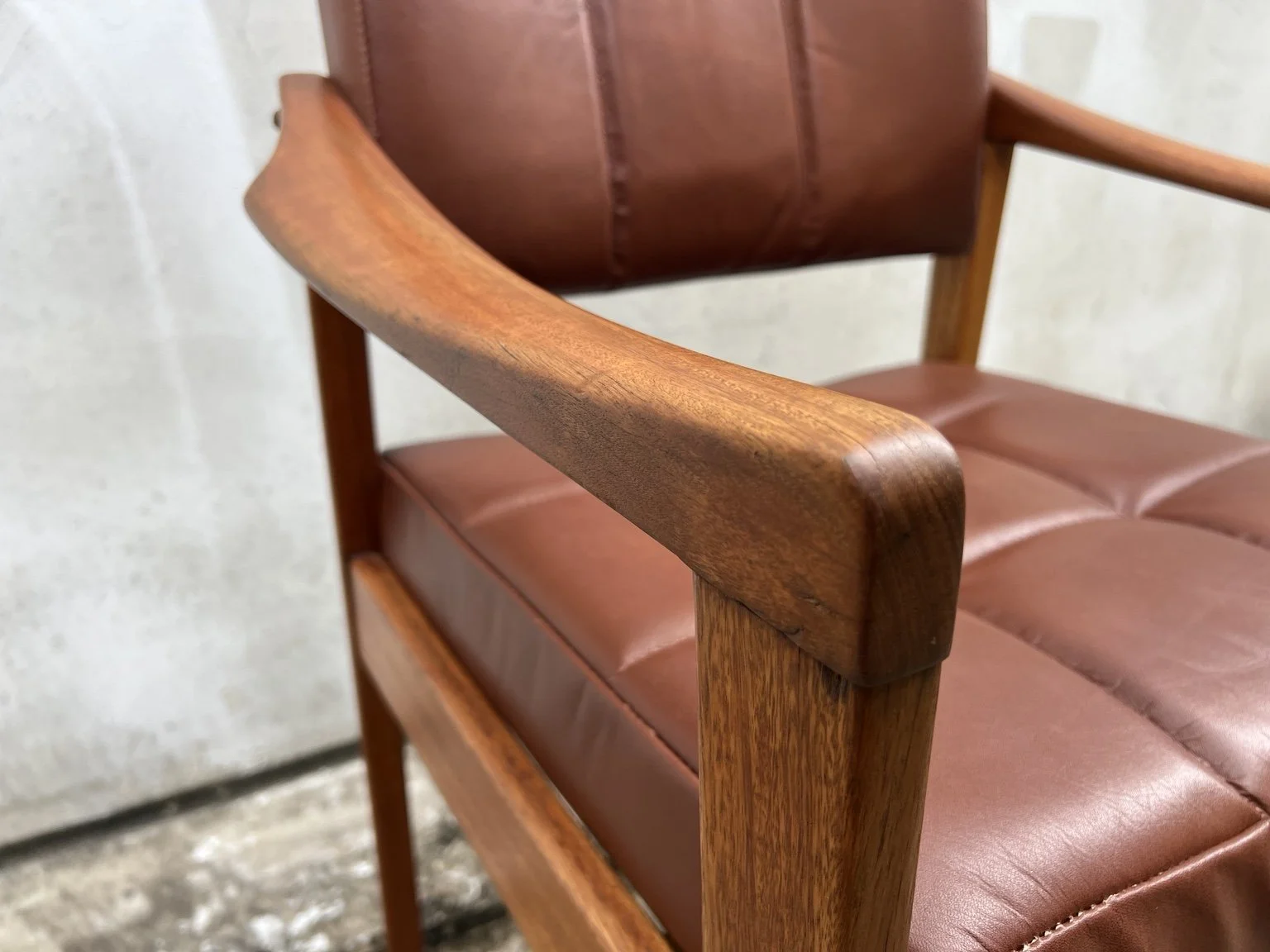 mid-century restored leather office chair 02