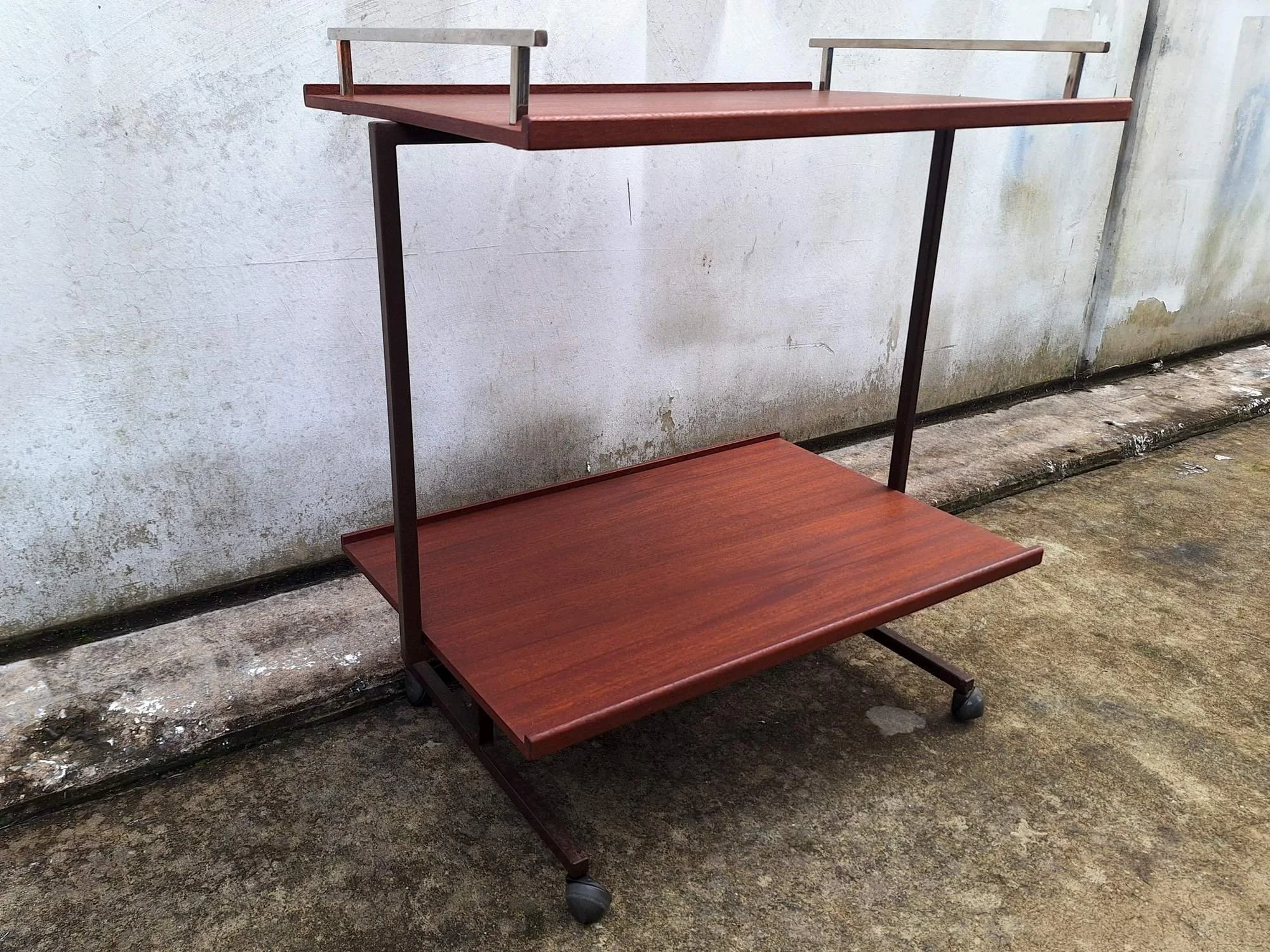 mid century mahogany tea trolley 04