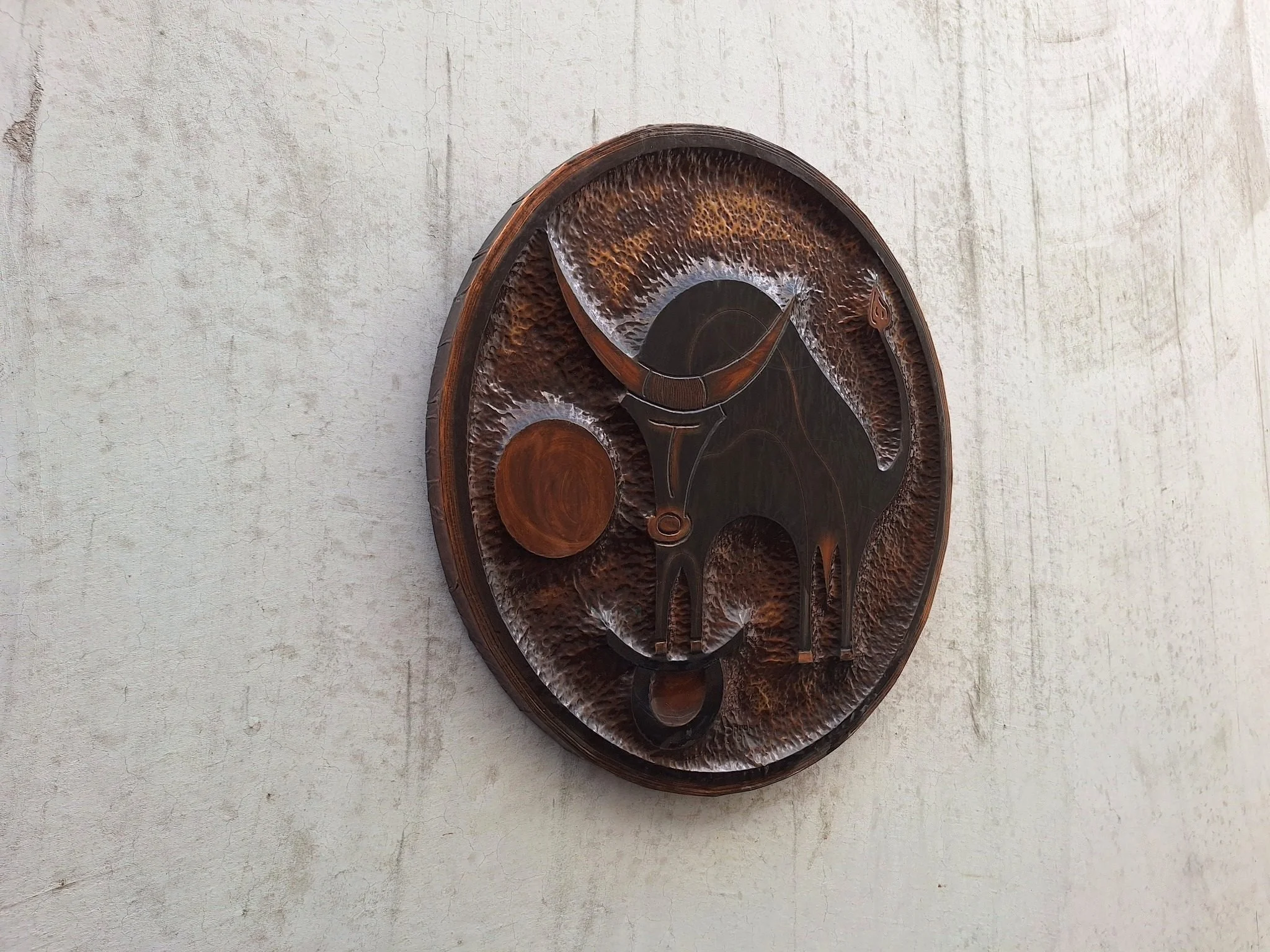 vintage-carved-bull-wall-plaque-2.jpg
