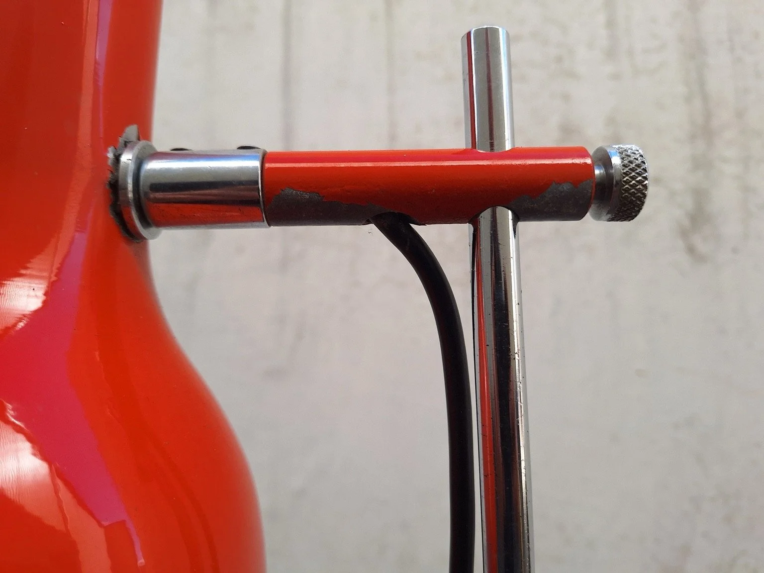 Chrome height adjustment mechanism on vintage Oslo table lamp