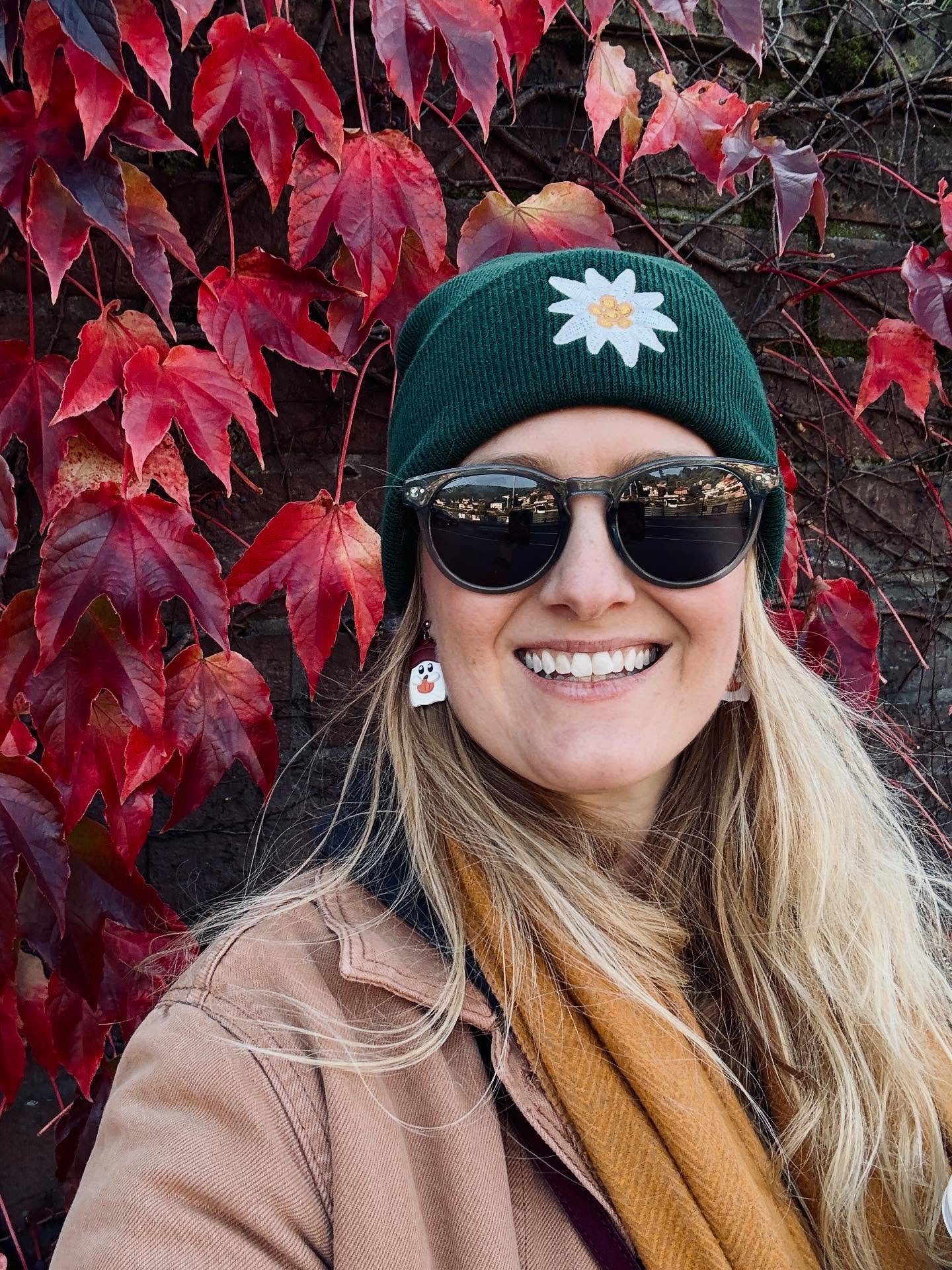 A photo dump of (just a few) of the manyyyy pics from my trip to Germany and France at the start of October!! (Peep the goofy dragon in the second pic 😜) It was such a great time and the perfect adventure break between back to back markets (as a jew