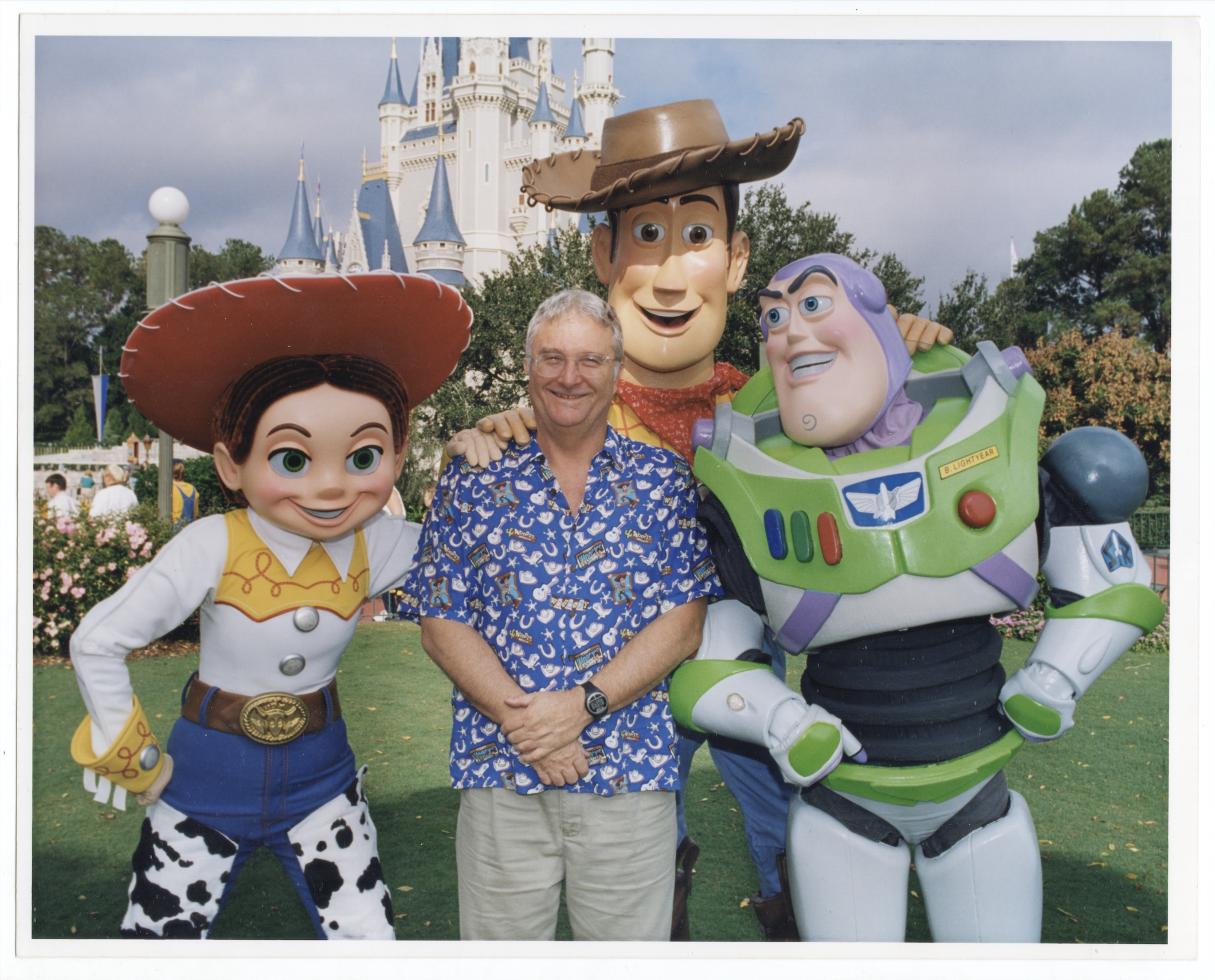 Randy Newman in Orlando with Woody and Buzz Lightyear [Disney].png