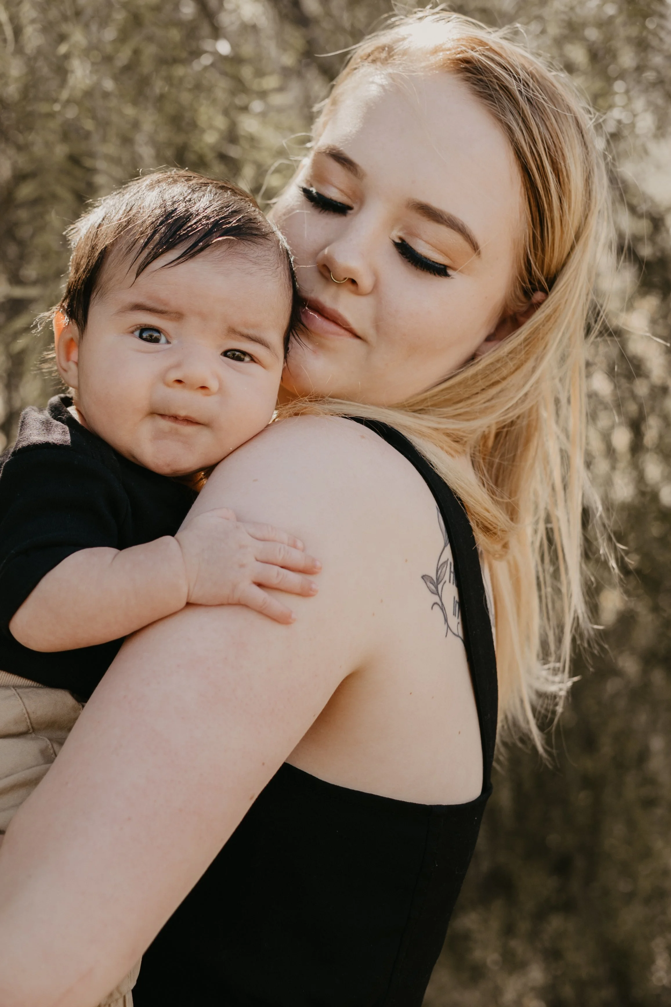 Newborn Photography Poses | Mommy and Me | Riverside, CA