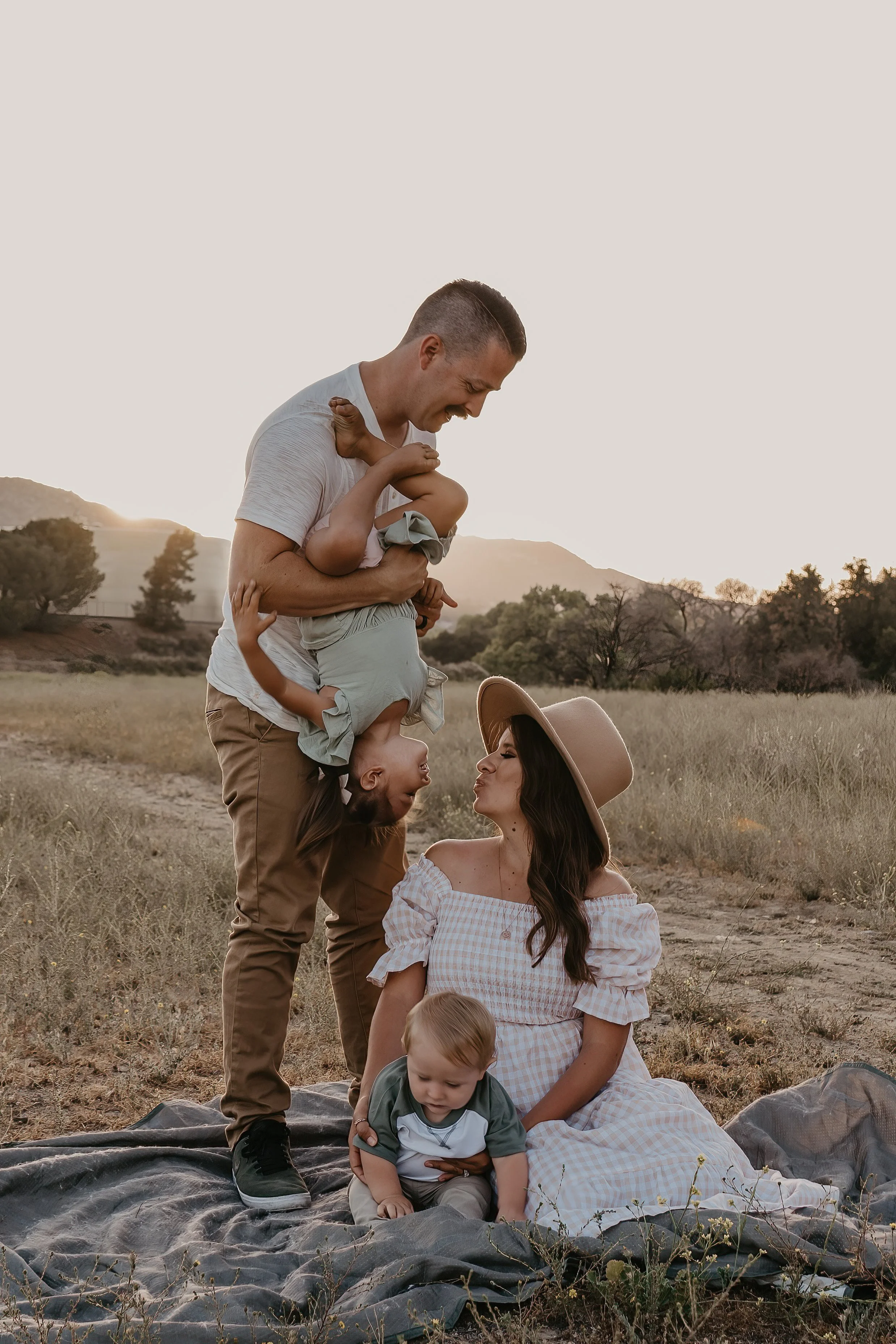 Family of Four Photography Poses | Riverside, CA