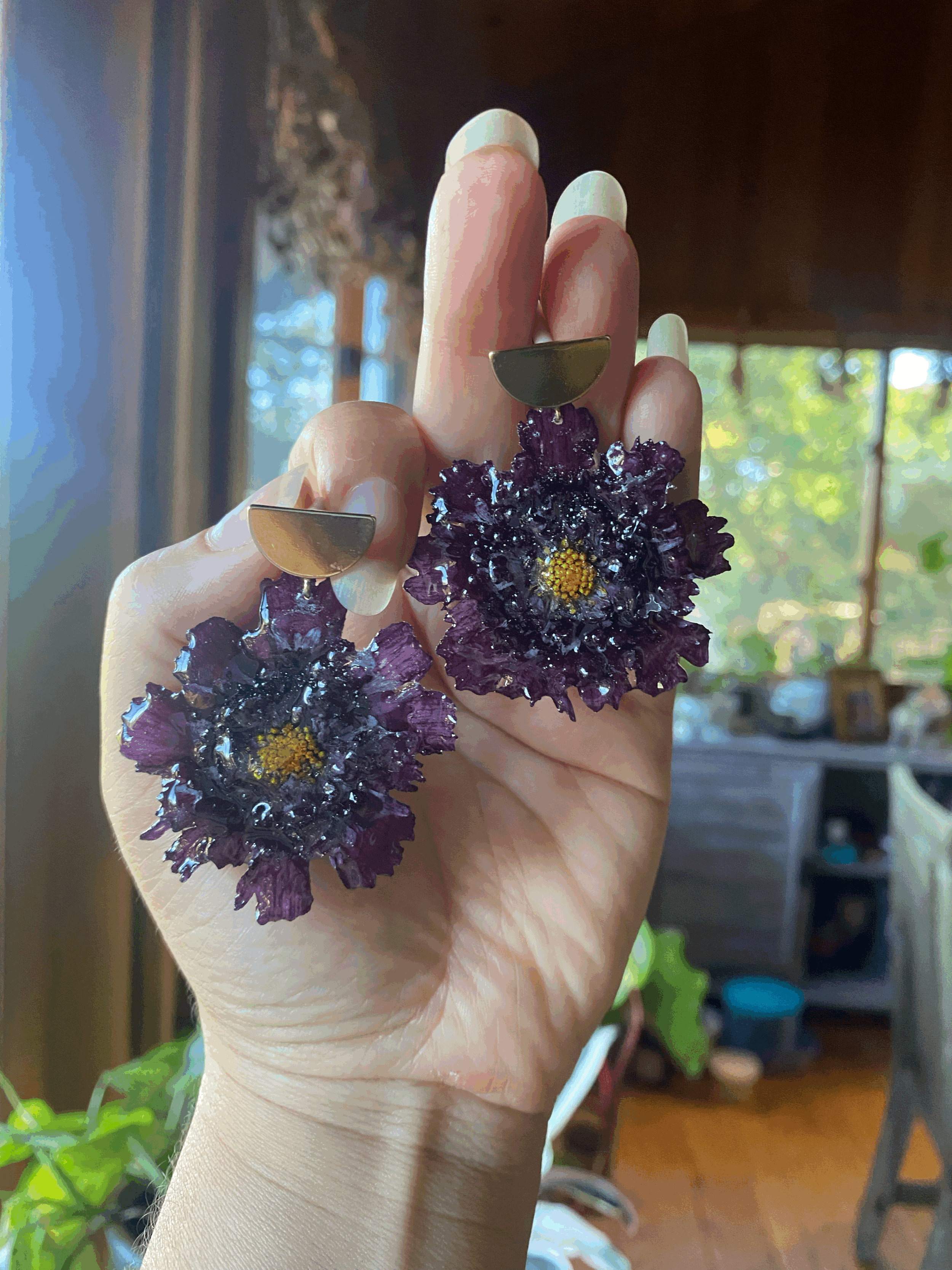 Gold Purple flower