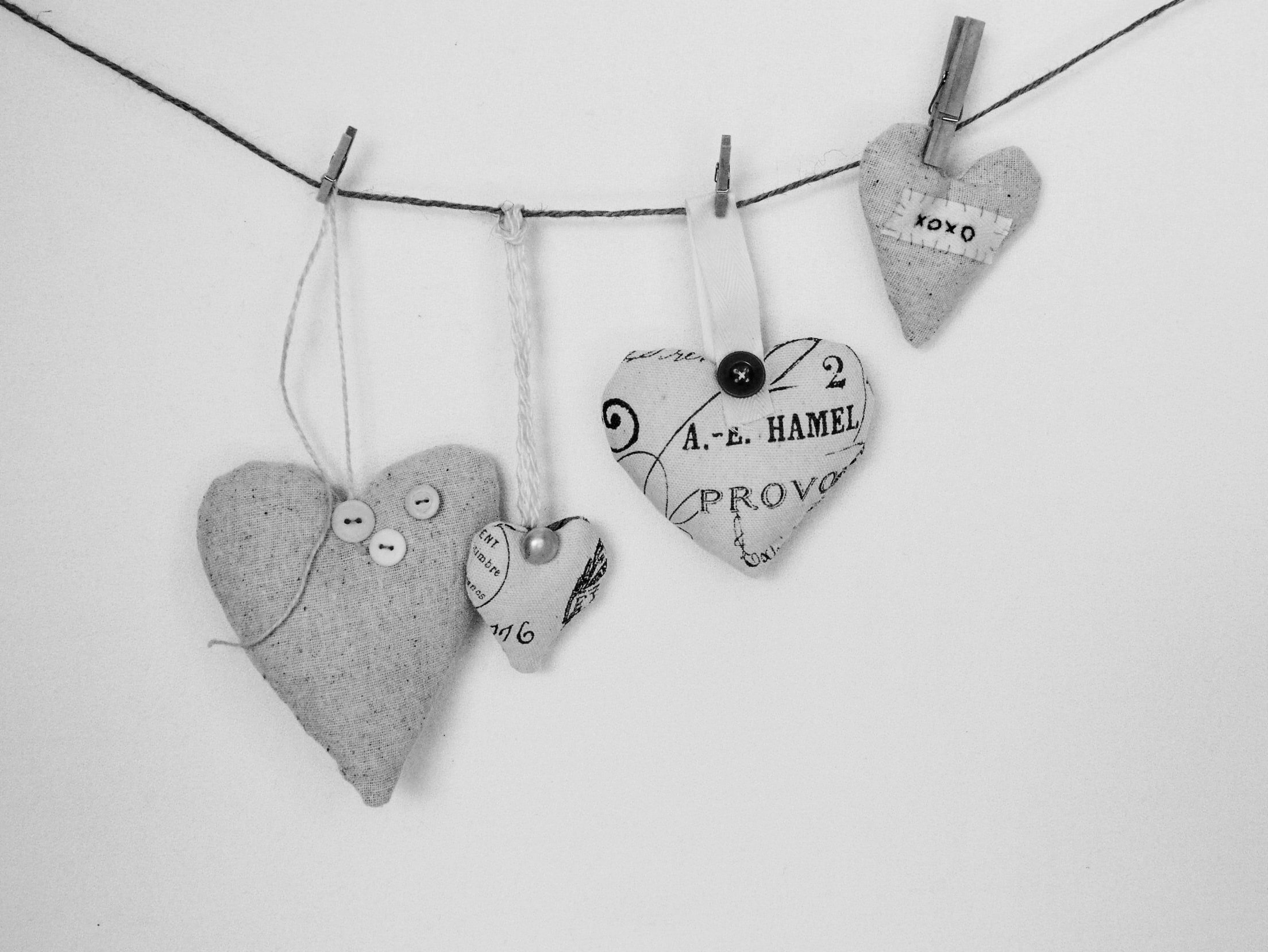 Exploring the Benefits of Polyamory in Romantic Relationships and How Attachment Styles Intersect