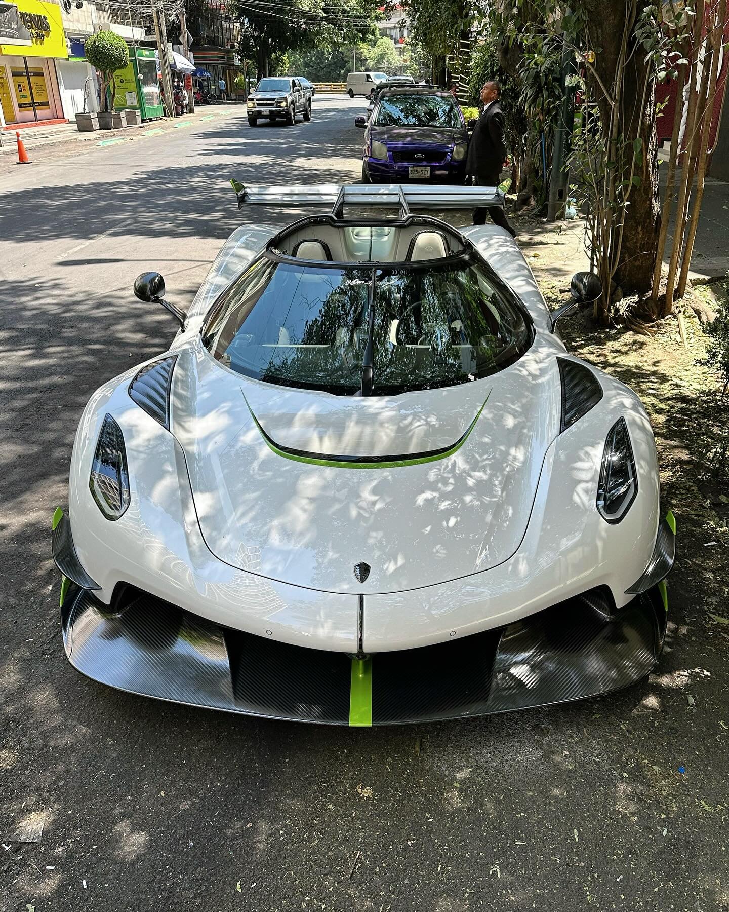 Exotic Cars of Mexico Jesko-2.jpeg