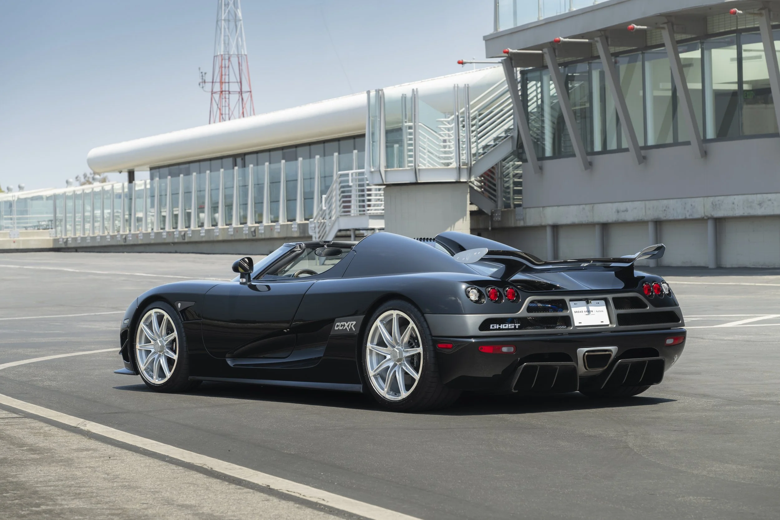 JC25_r0165 2008 Koenigsegg CCXR_002.jpg