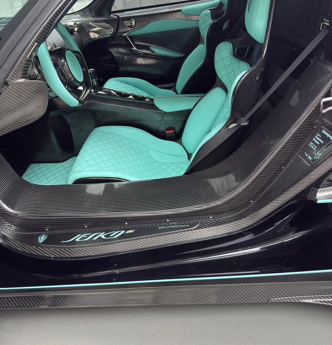 Respecced Jesko Dubai 72951.JPG