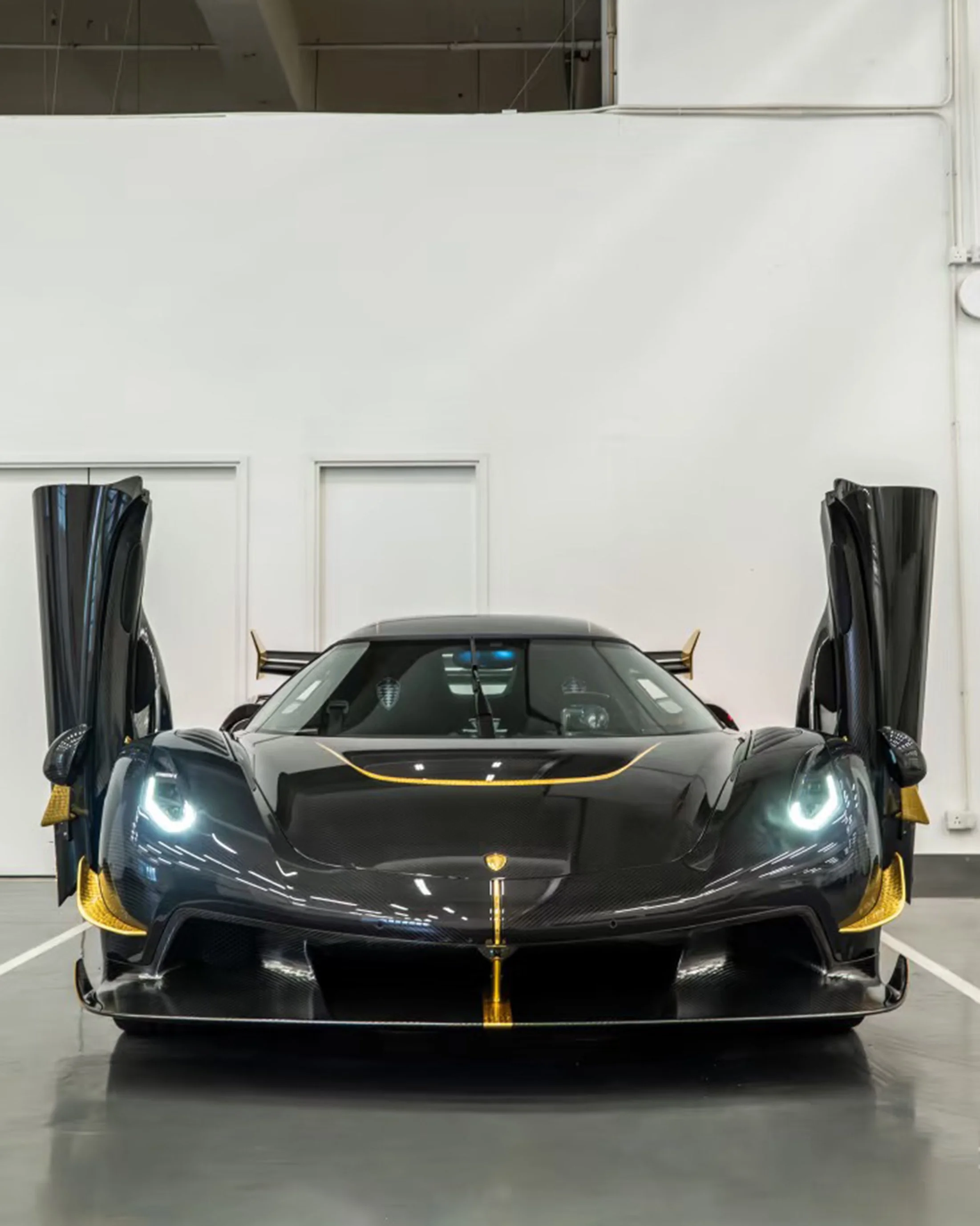 Jesko 7383 Front Angle Doors Open.jpg