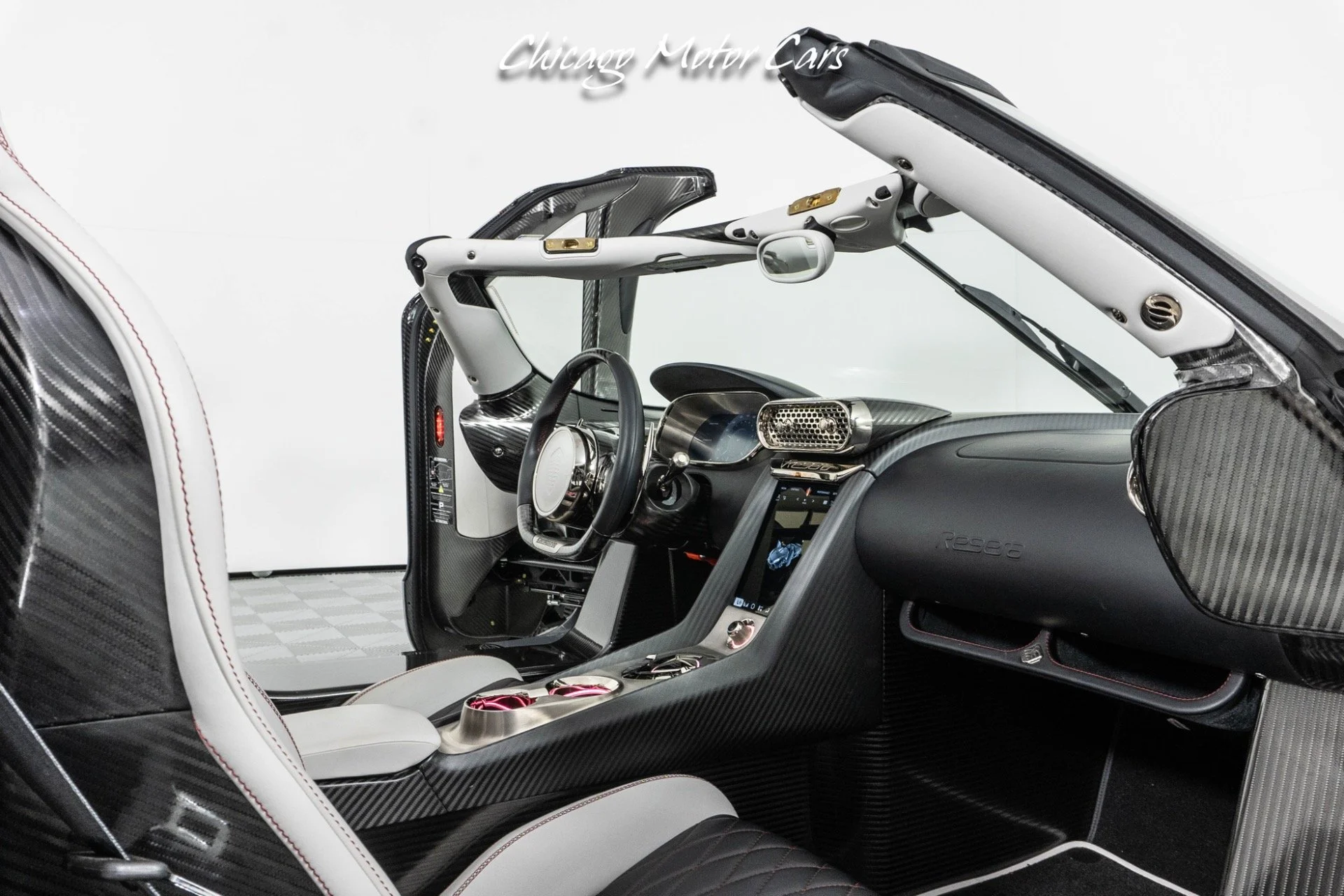 Regera 7208 CMC-37.jpg