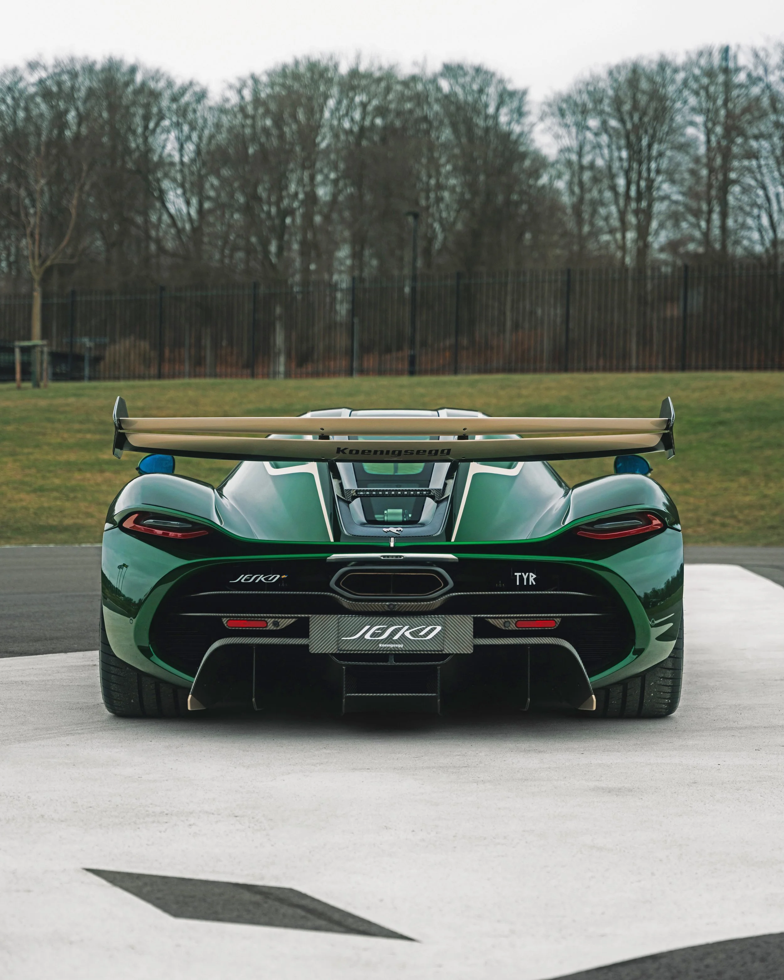 Jesko-02597 copy 4.jpg