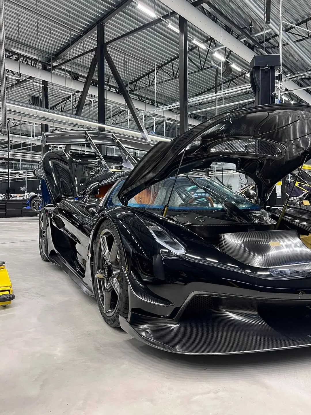 Godzilla Jesko-8.jpg